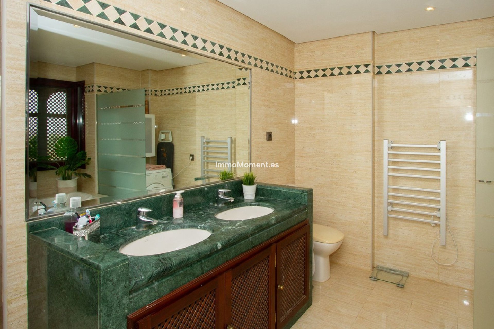 Resale - Apartment - Marbella - La Mairena