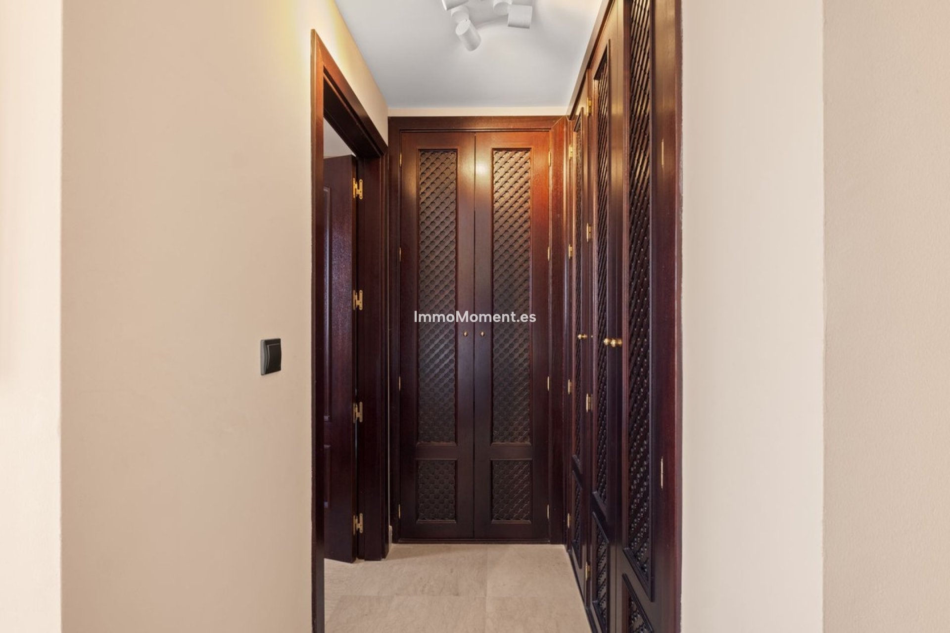 Resale - Apartment - Marbella - La Mairena