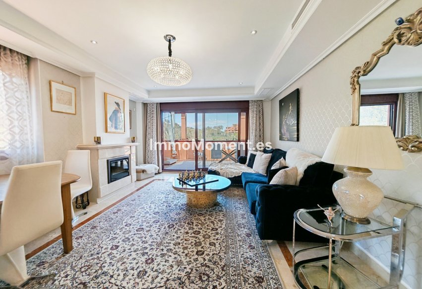 Resale - Apartment - Marbella - La Mairena