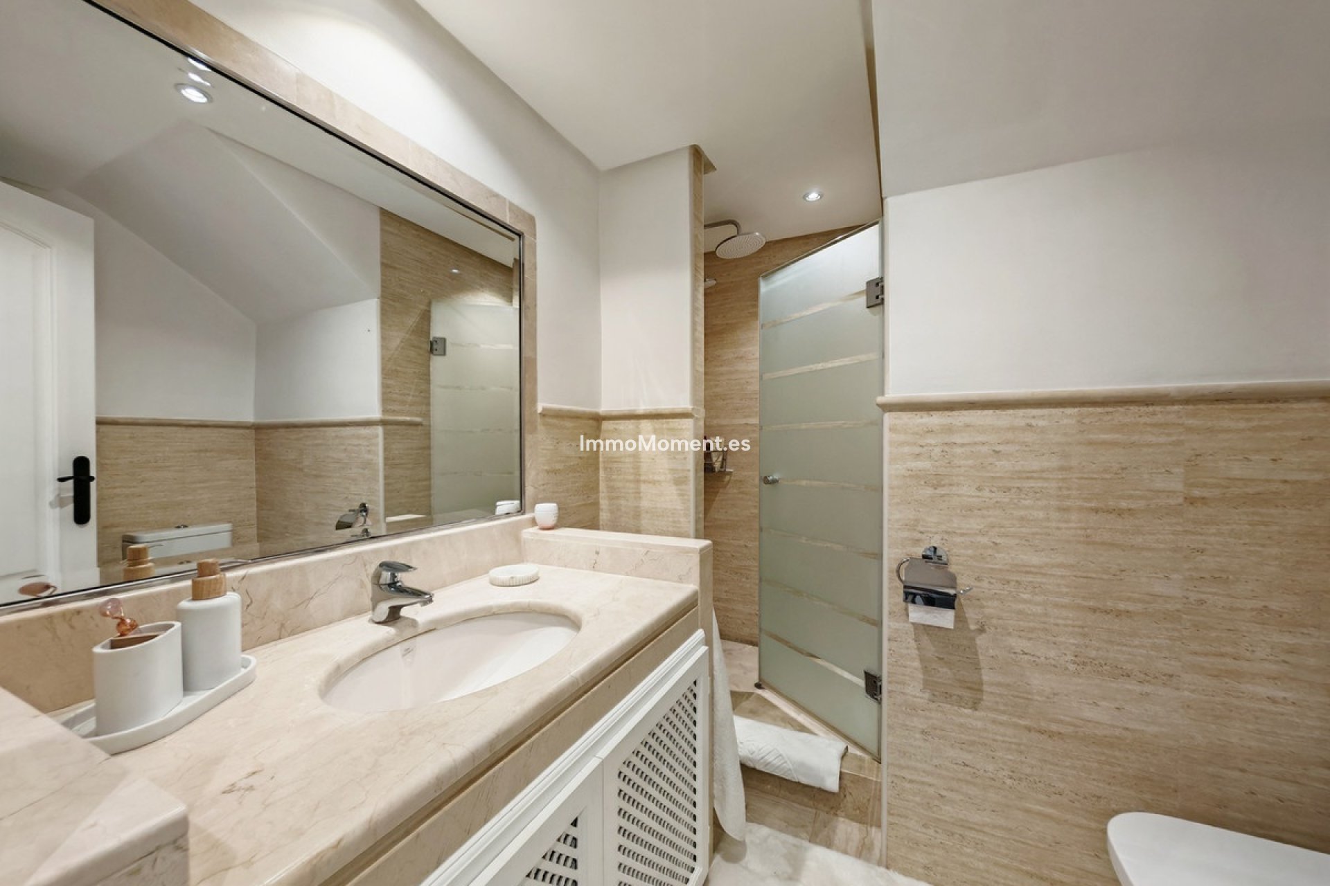Resale - Apartment - Marbella - La Mairena