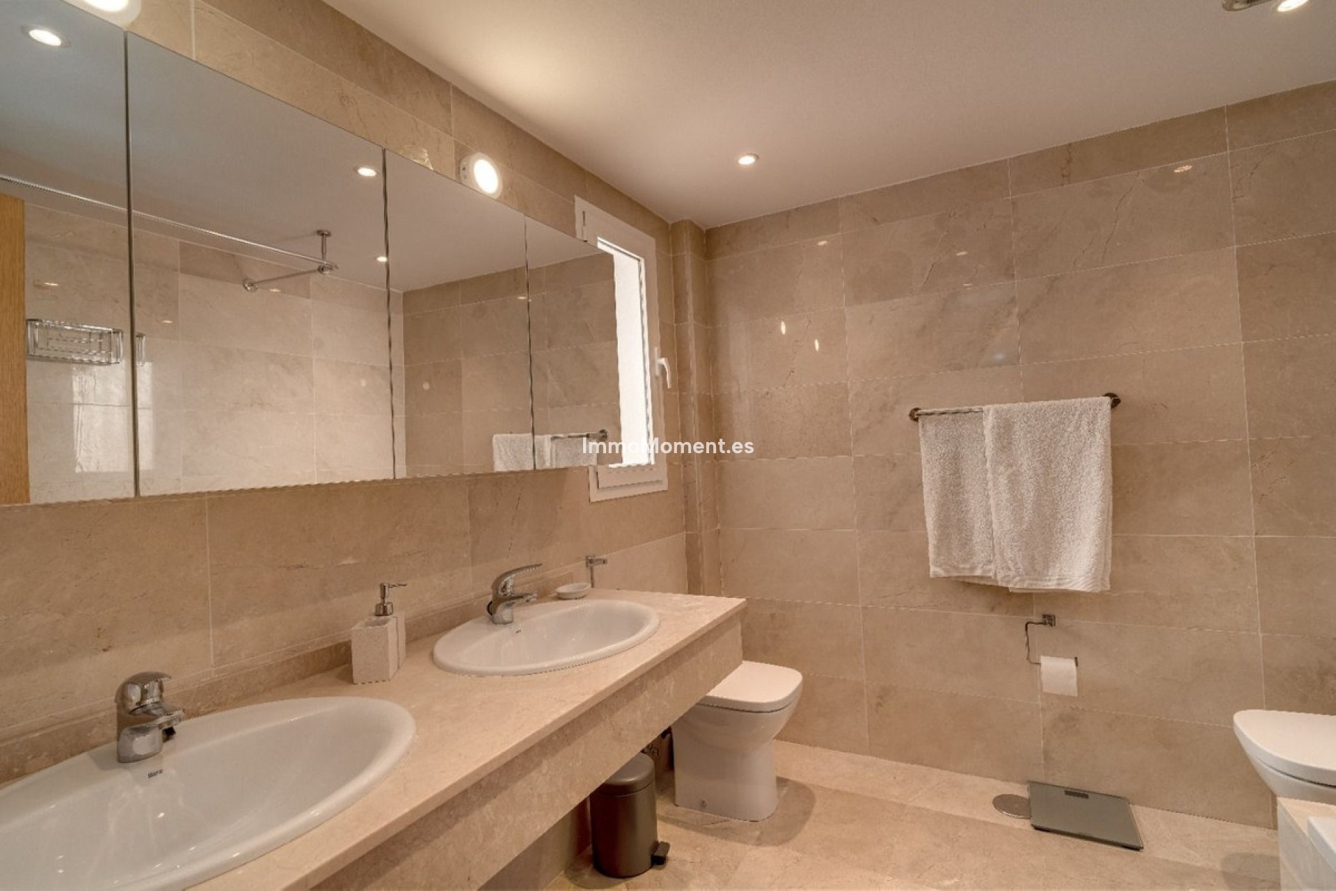 Resale - Apartment - Marbella - La Mairena