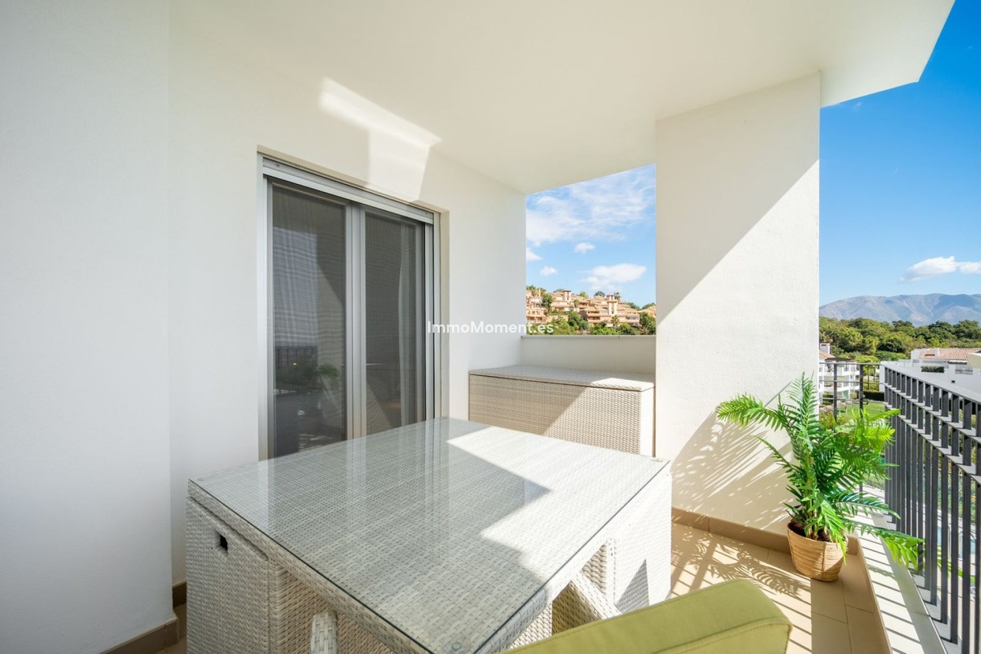 Resale - Apartment - Marbella - La Mairena