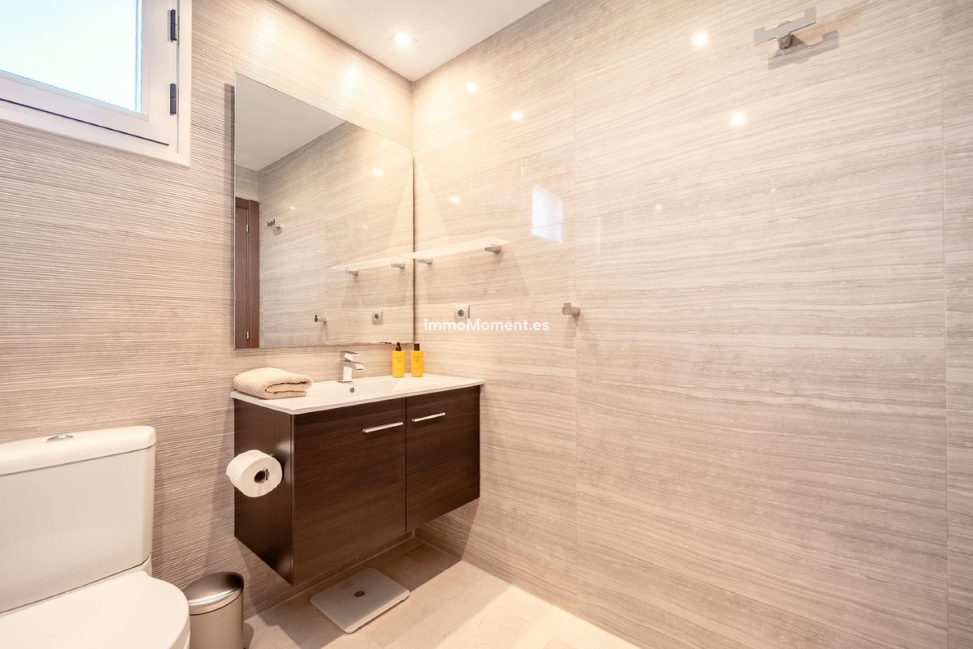 Resale - Apartment - Marbella - La Mairena