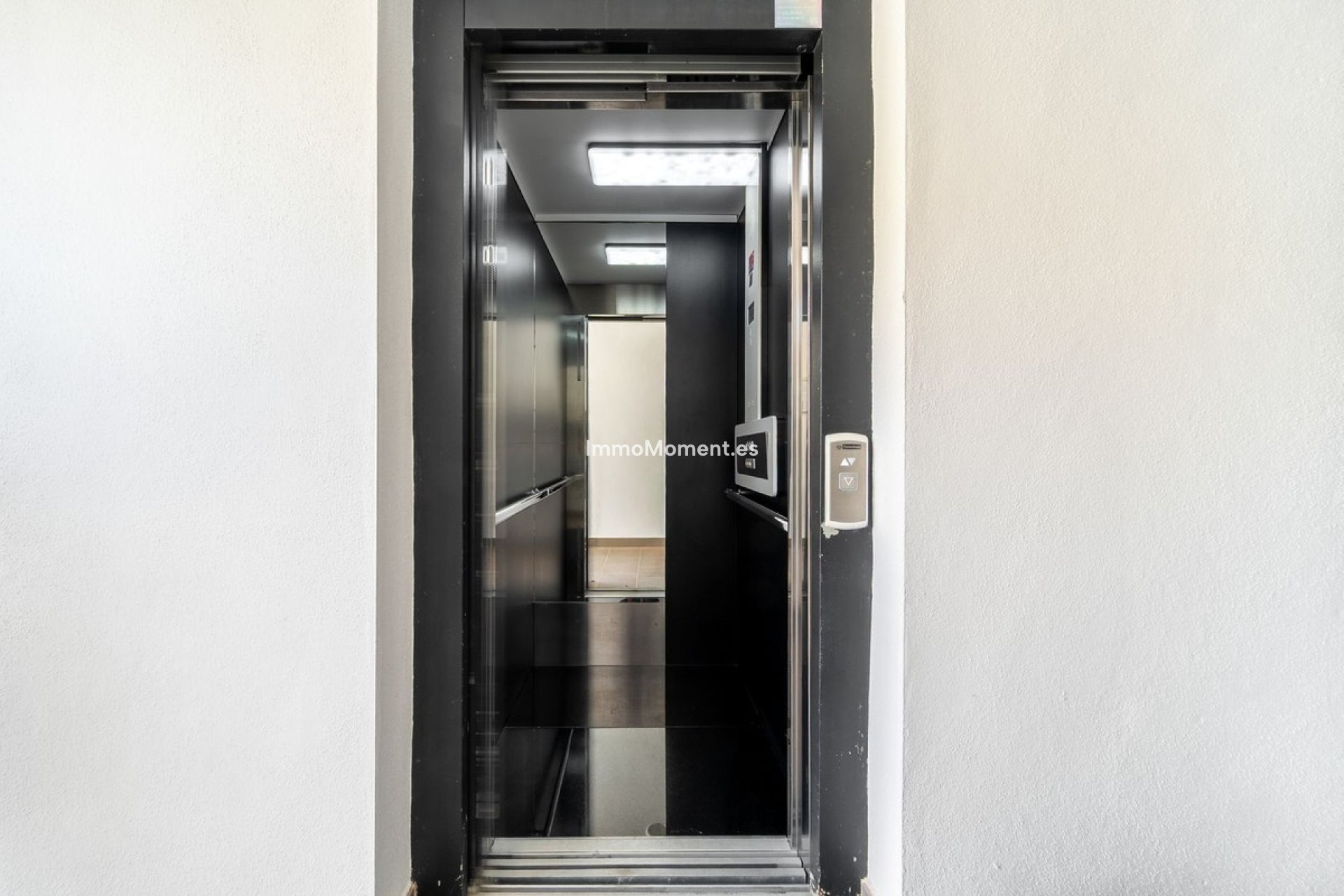 Resale - Apartment - Marbella - La Mairena