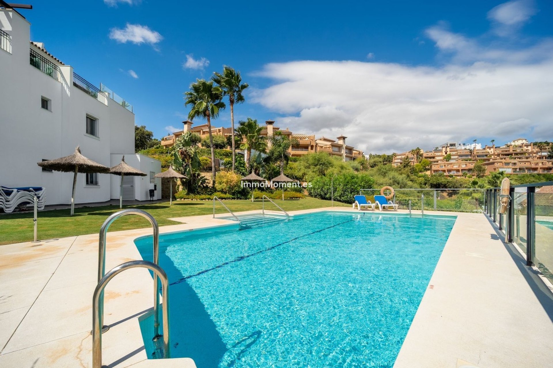 Resale - Apartment - Marbella - La Mairena