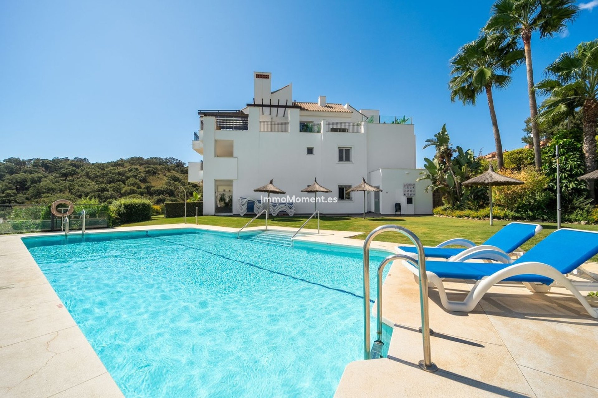 Resale - Apartment - Marbella - La Mairena