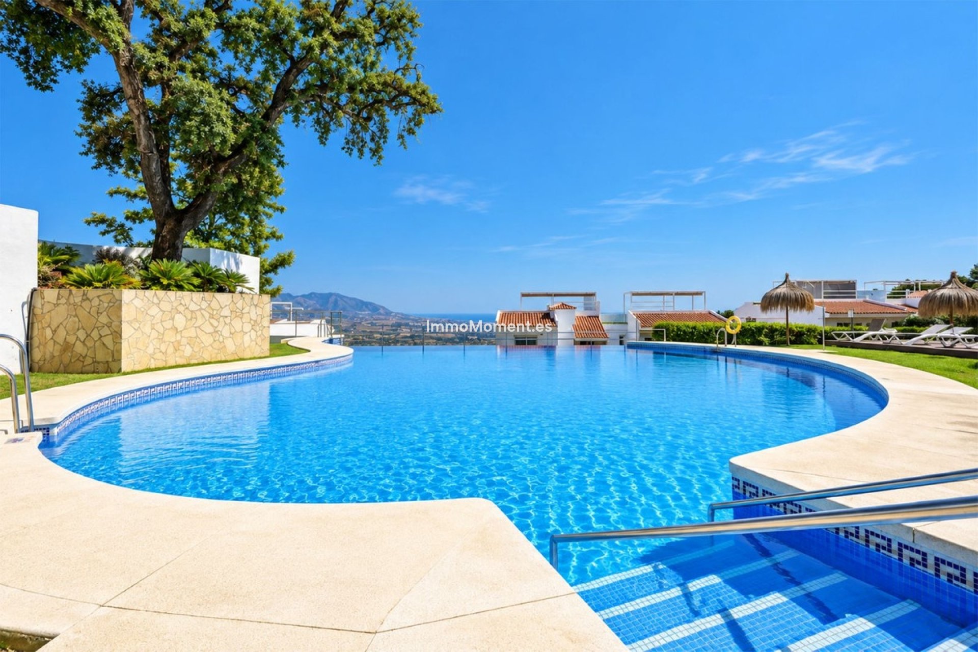Resale - Apartment - Marbella - La Mairena