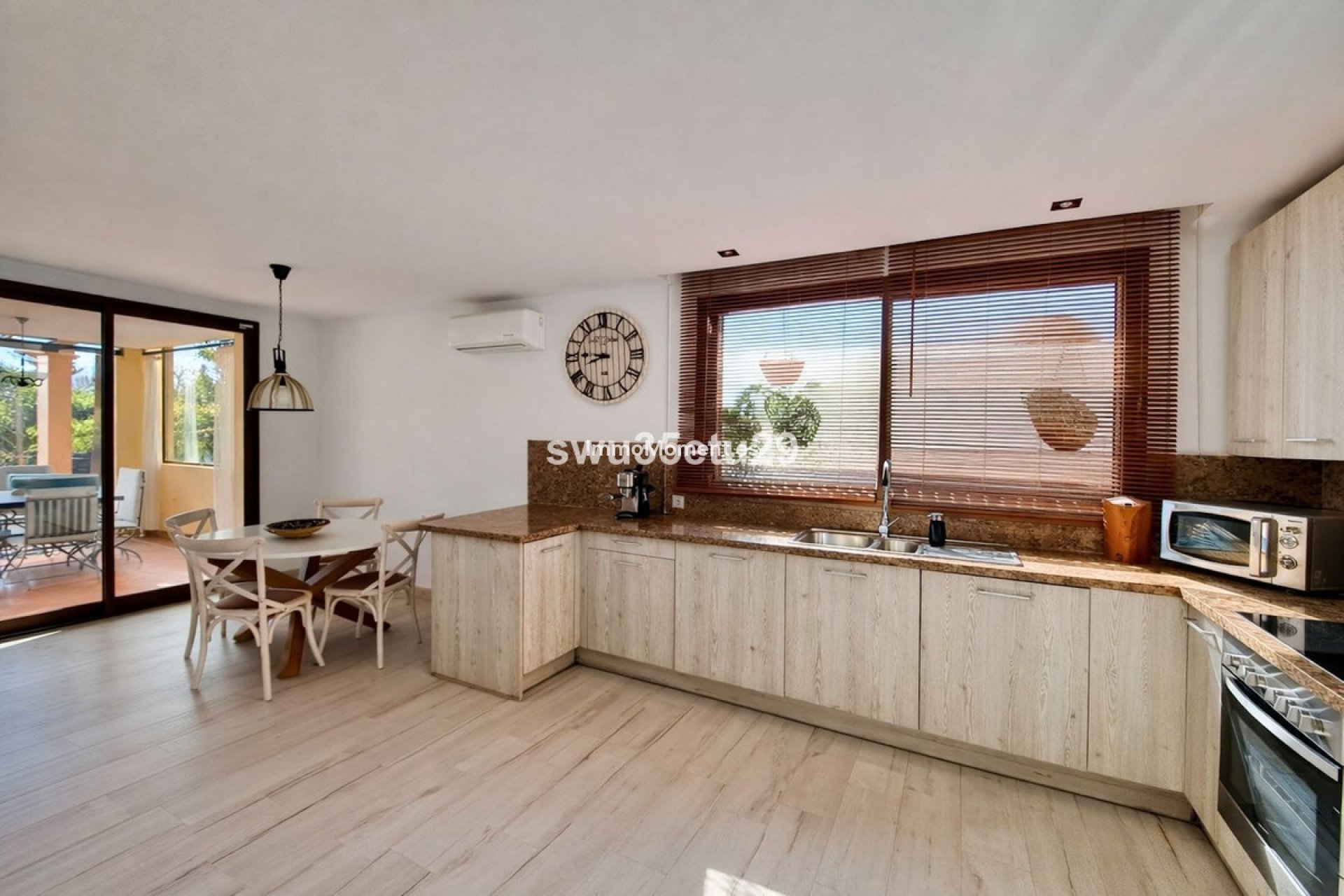 Resale - Apartment - Marbella - La Mairena