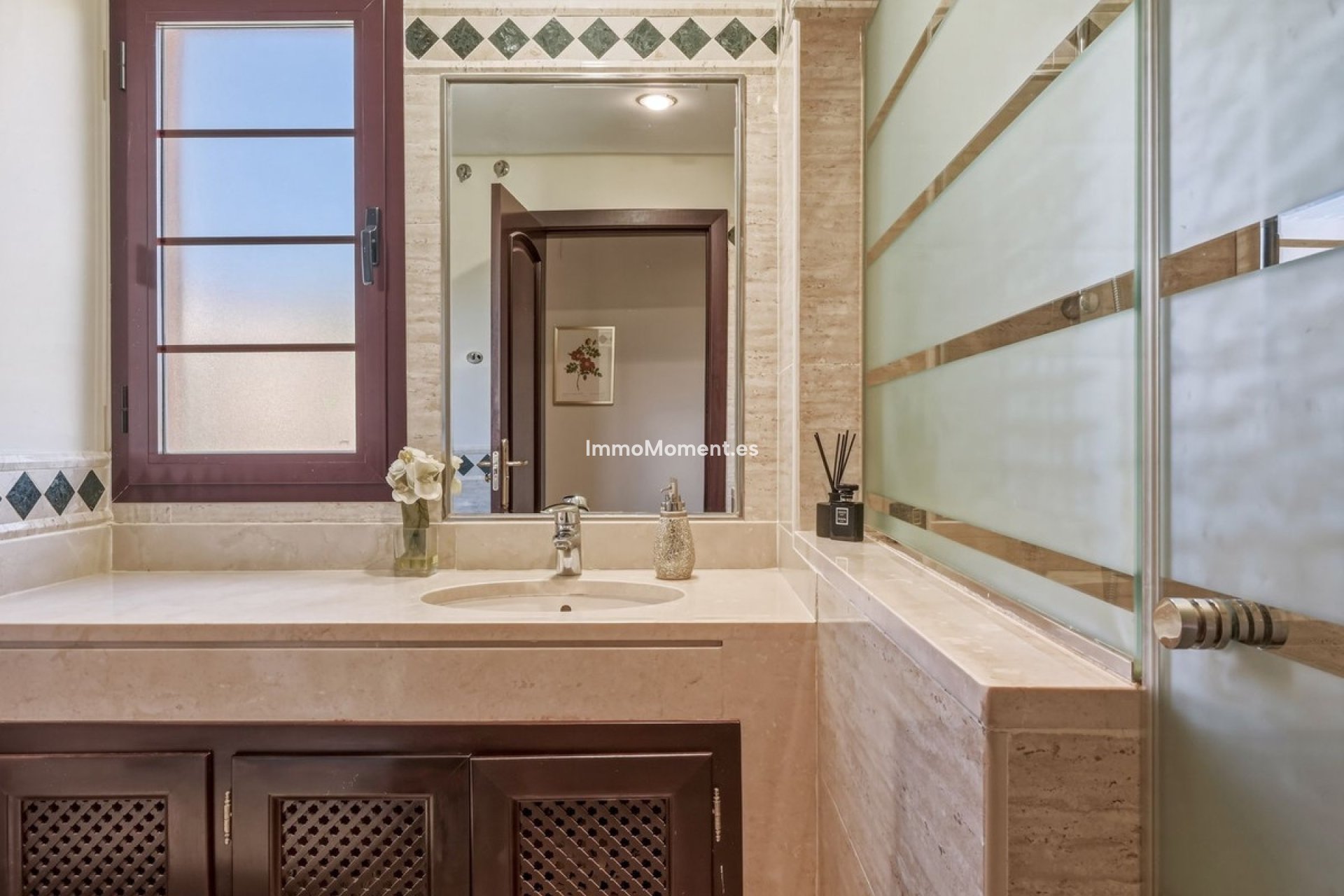 Resale - Apartment - Marbella - La Mairena