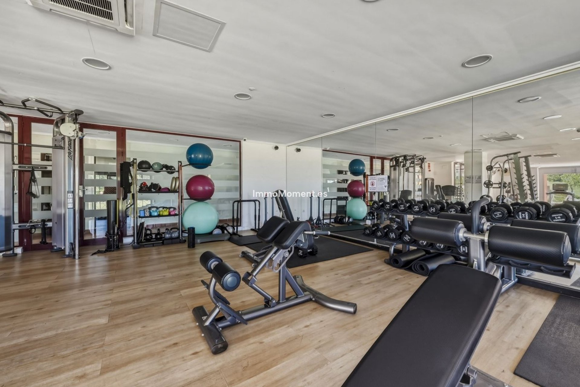 Resale - Apartment - Marbella - La Mairena