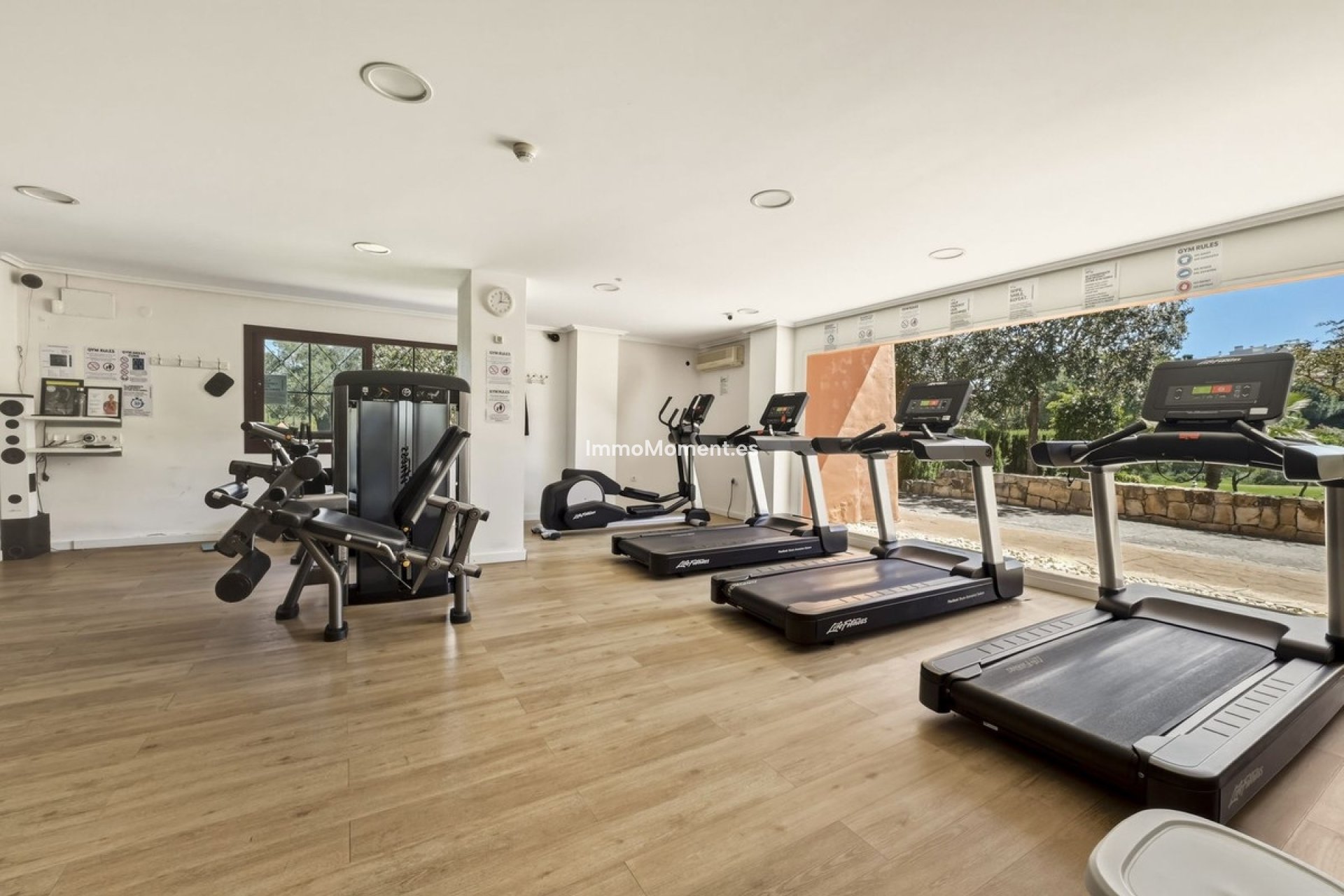 Resale - Apartment - Marbella - La Mairena