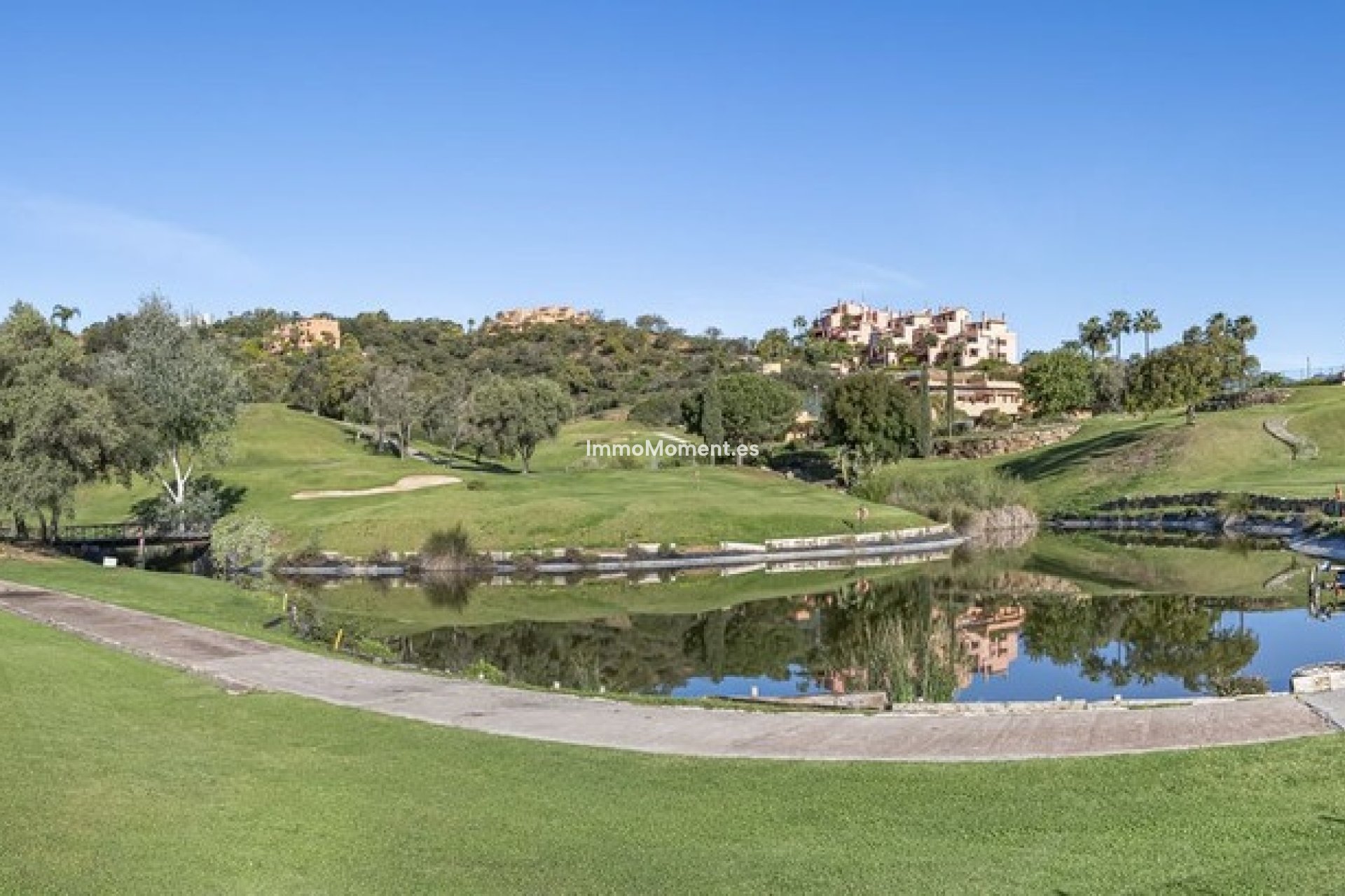 Resale - Apartment - Marbella - La Mairena