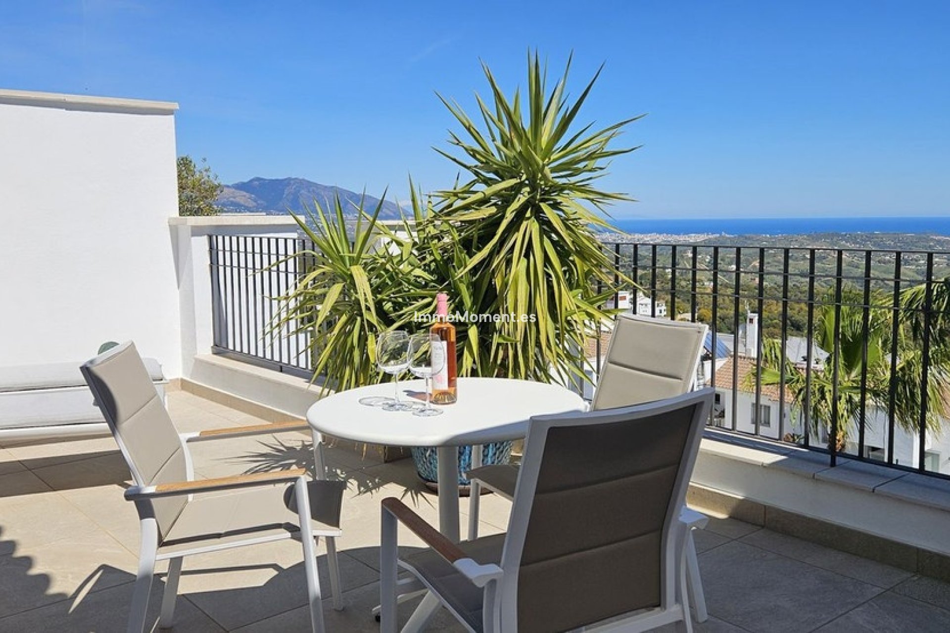 Resale - Apartment - Marbella - La Mairena