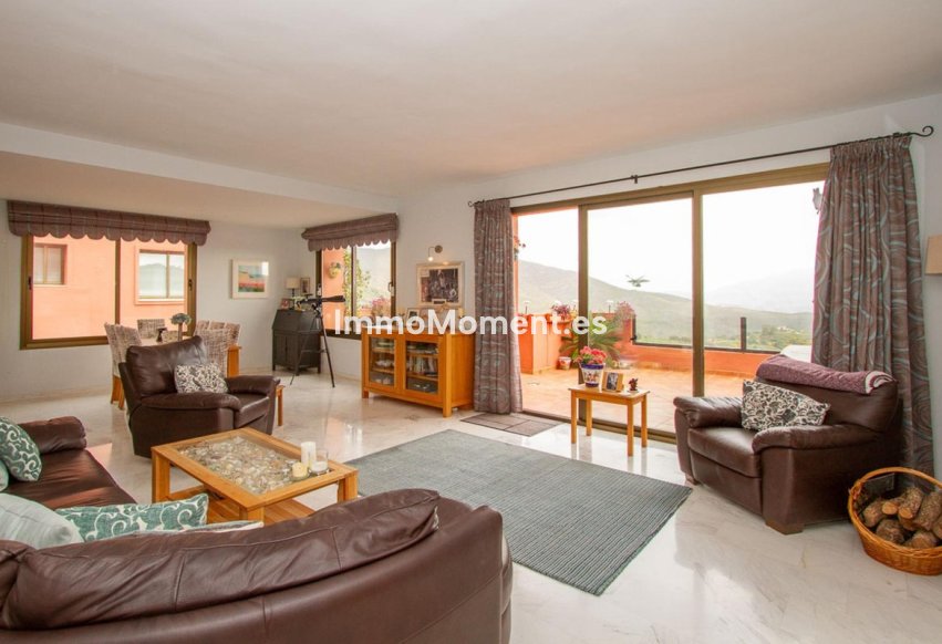 Resale - Apartment - Marbella - La Mairena