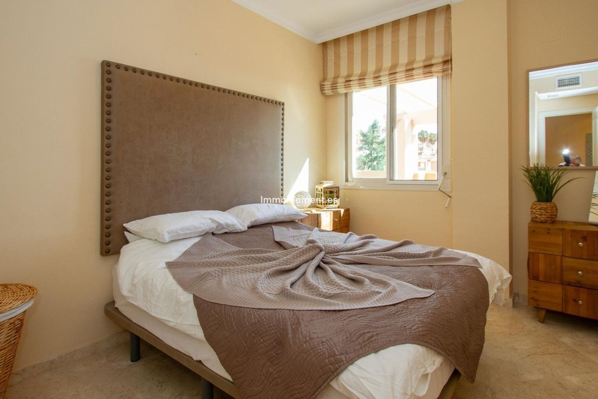 Resale - Apartment - Marbella - La Mairena