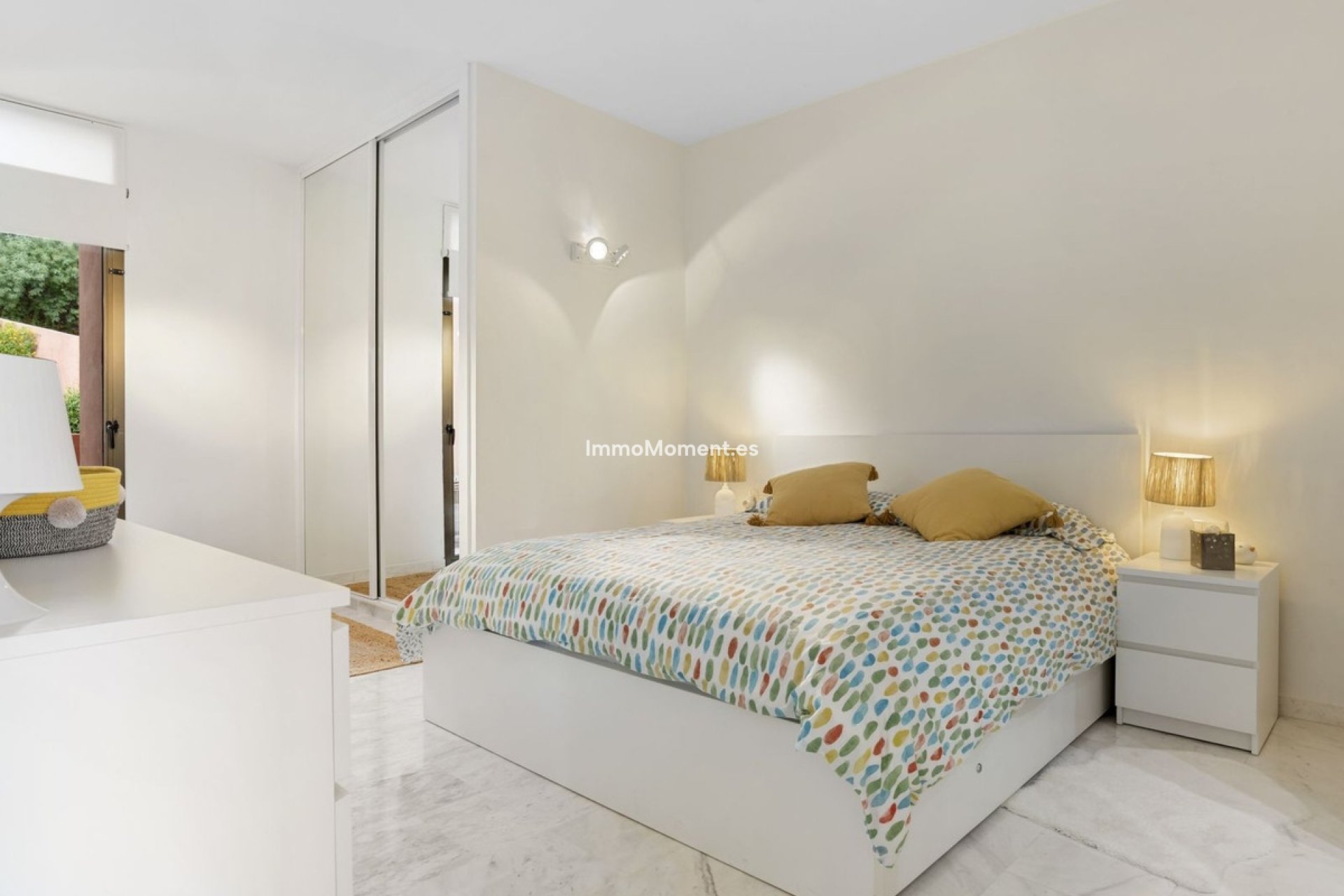 Resale - Apartment - Marbella - La Mairena