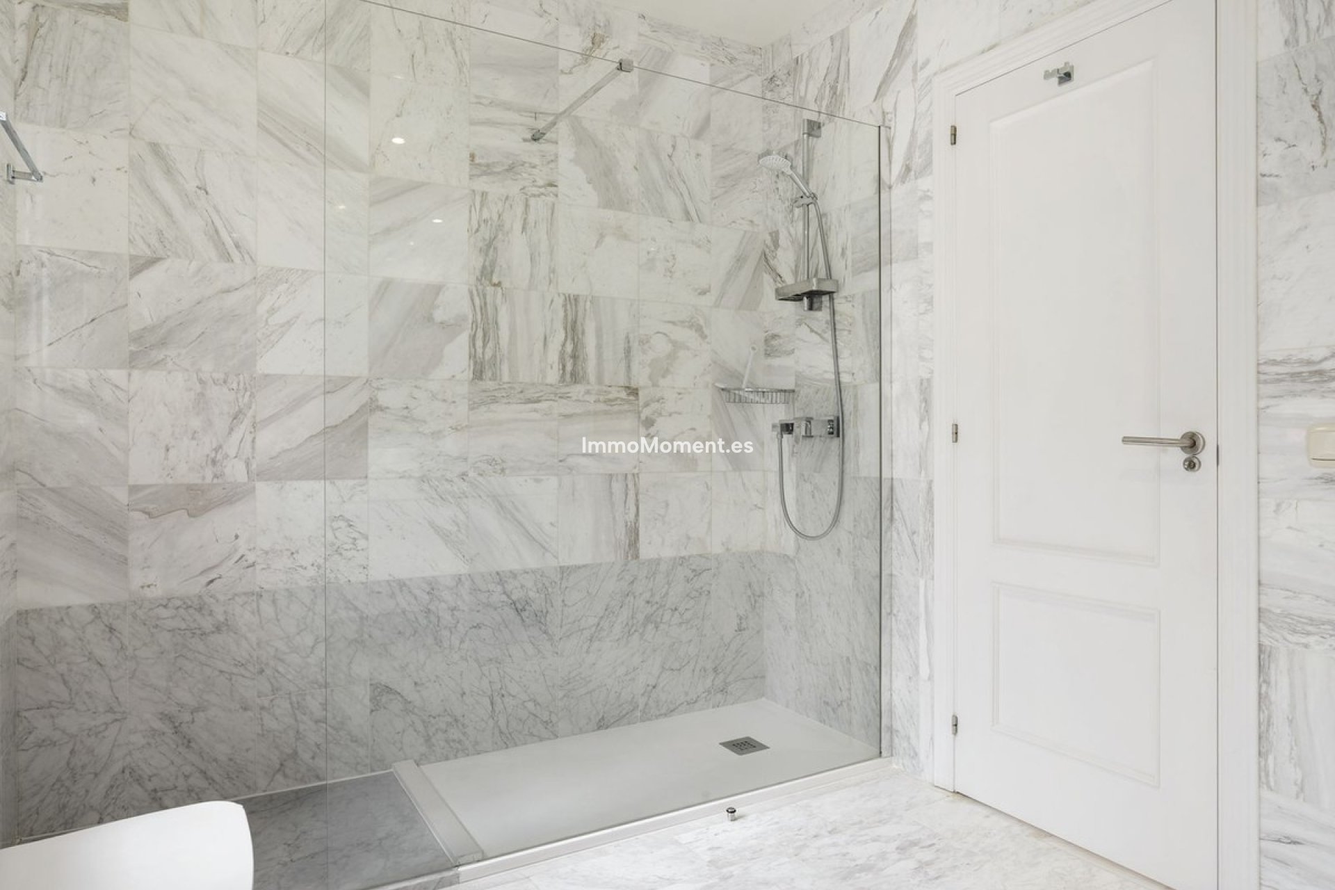 Resale - Apartment - Marbella - La Mairena