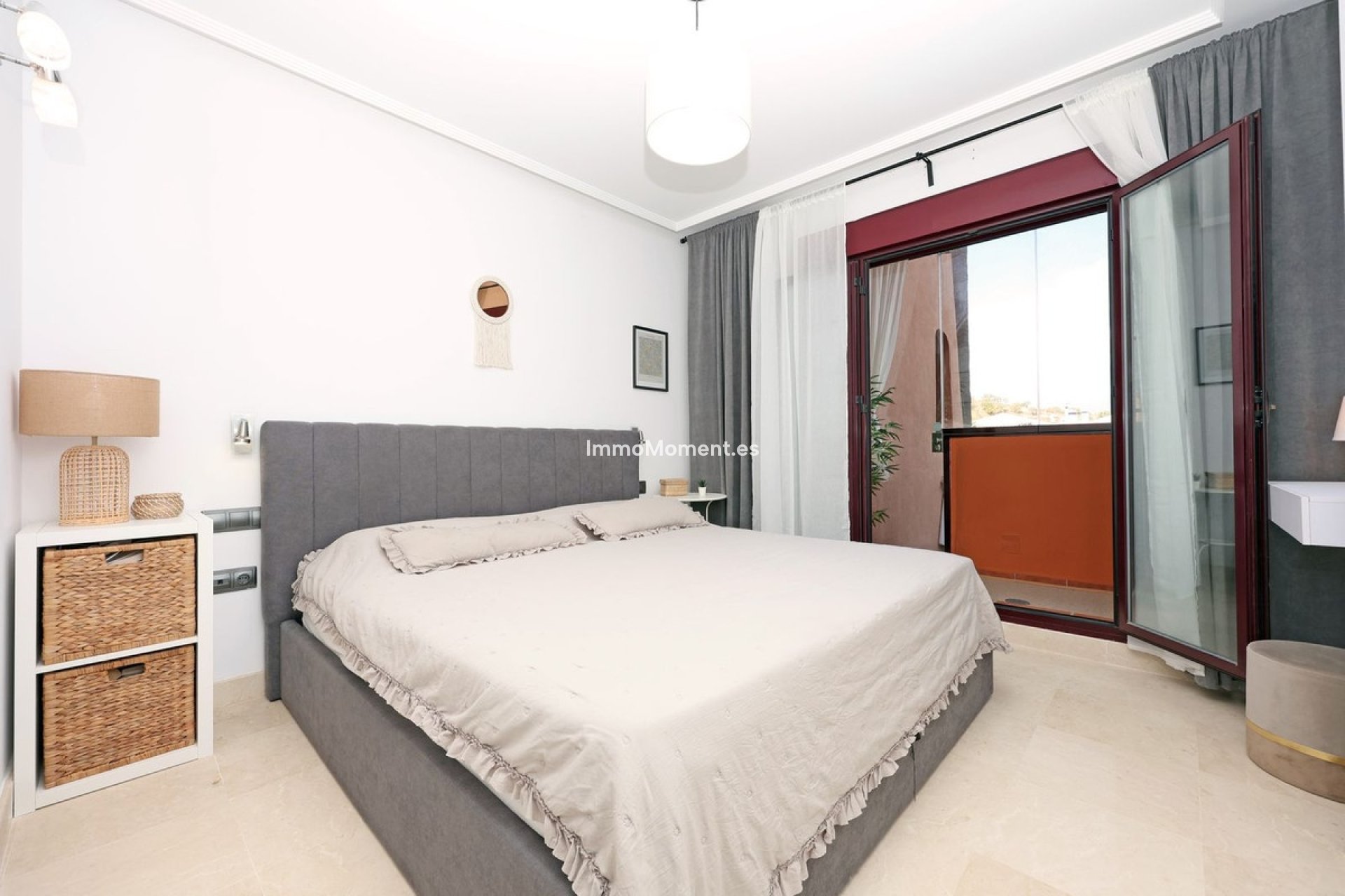 Resale - Apartment - Marbella - La Mairena