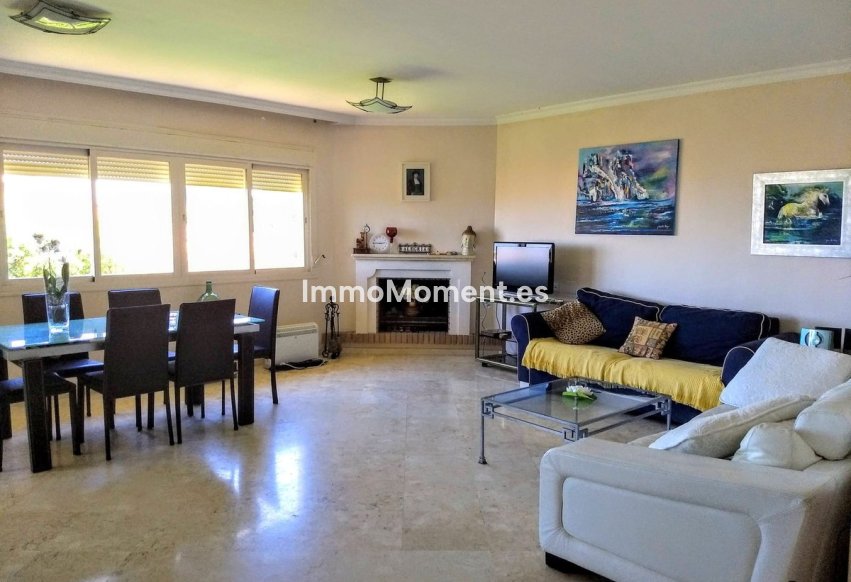 Resale - Apartment - Marbella - La Mairena