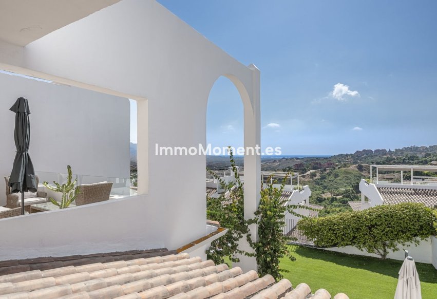 Resale - Apartment - Marbella - La Mairena