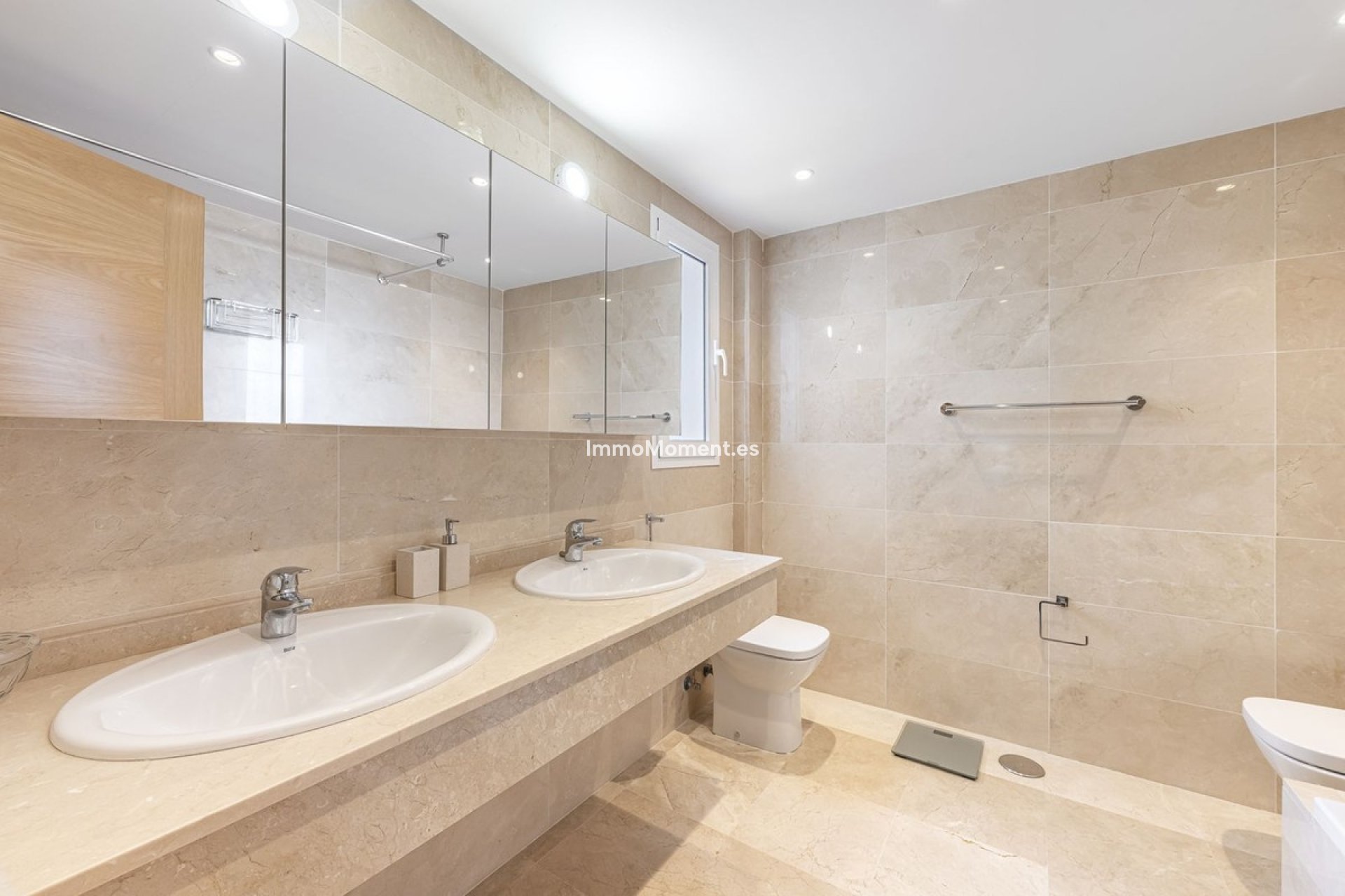 Resale - Apartment - Marbella - La Mairena