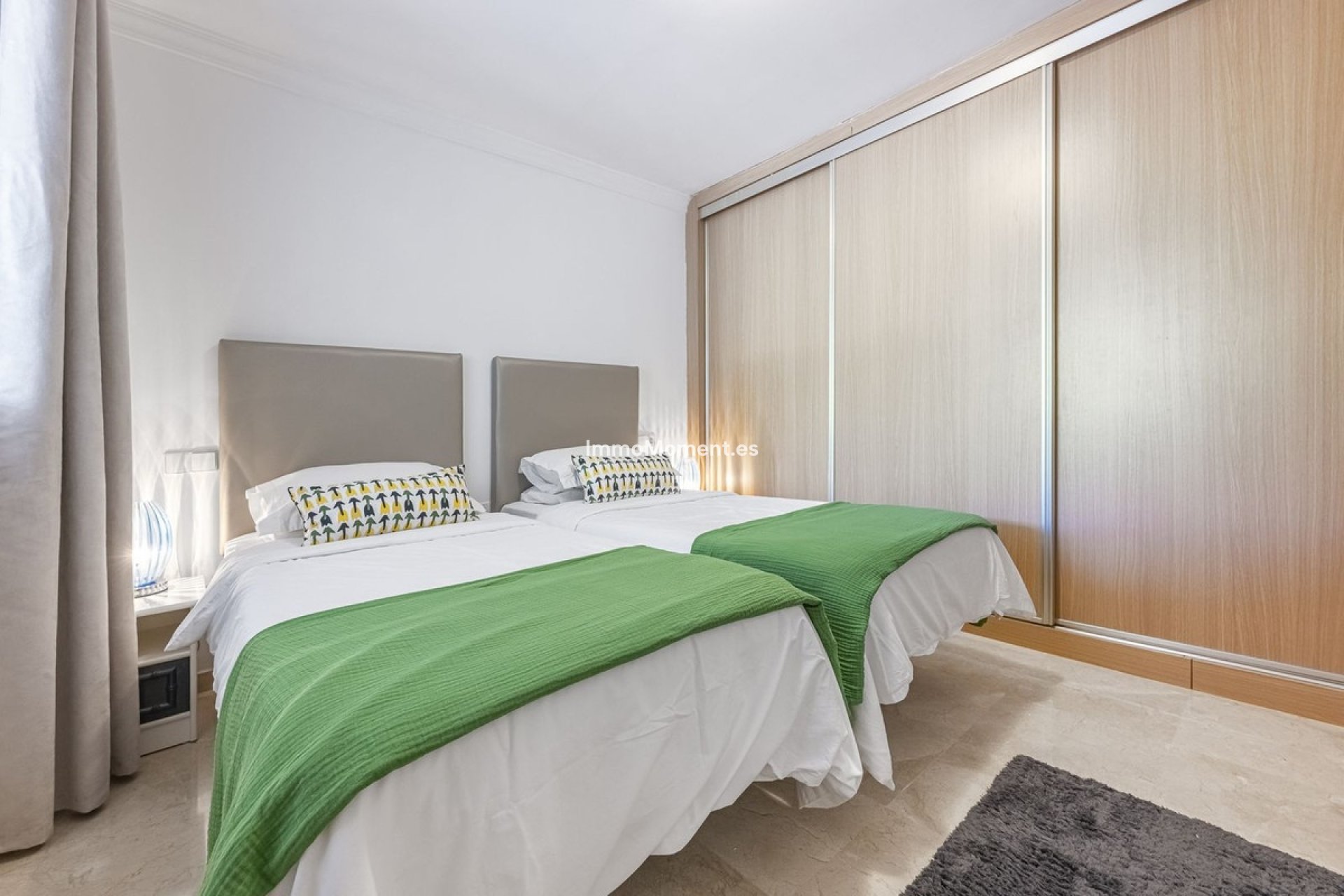 Resale - Apartment - Marbella - La Mairena