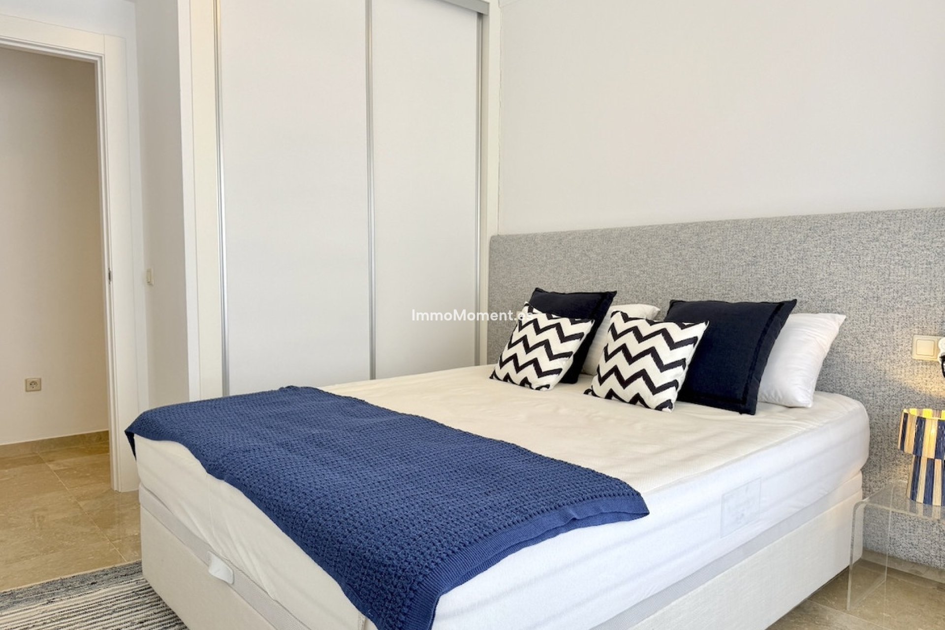 Resale - Apartment - Marbella - La Mairena