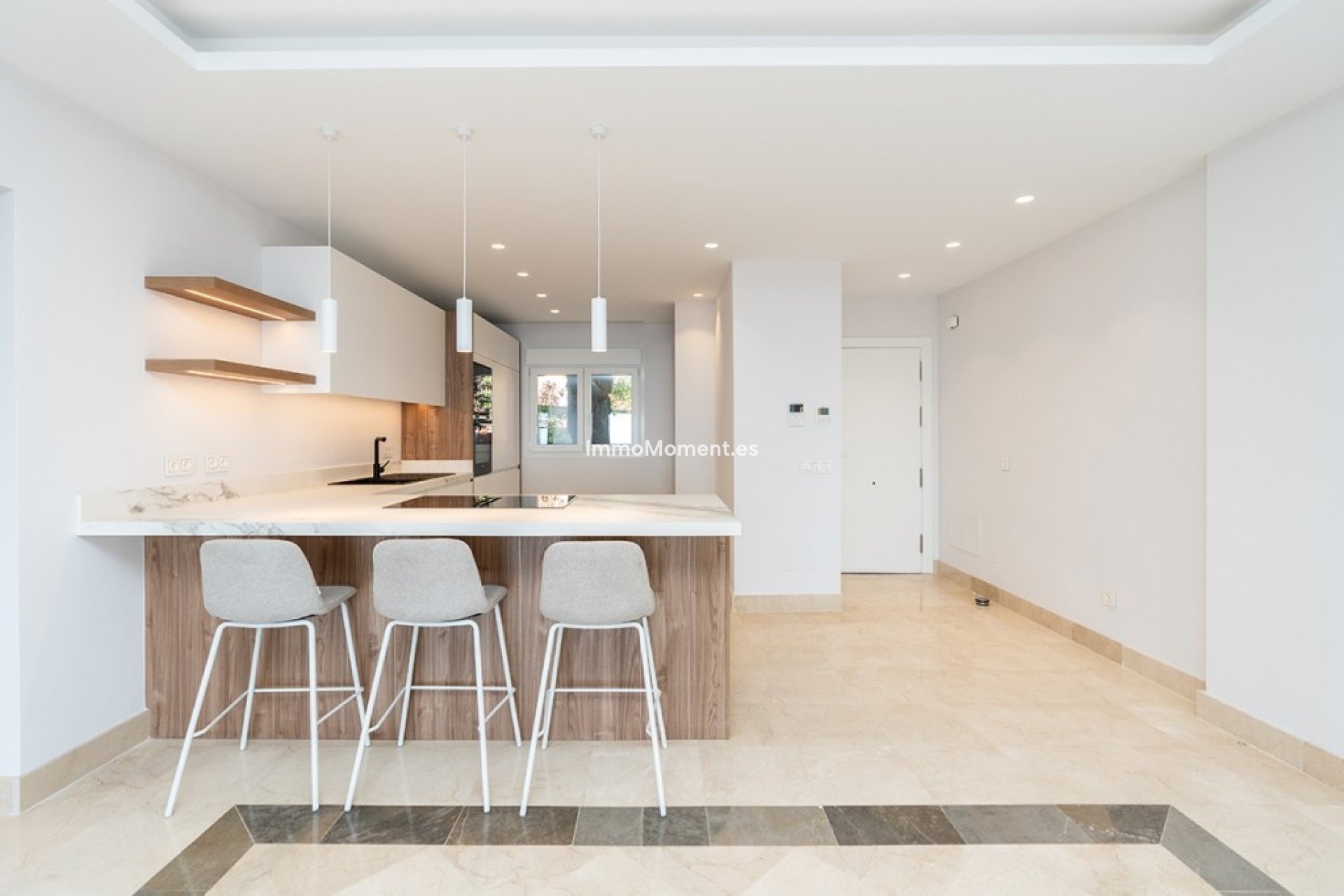 Resale - Apartment - Marbella - La Mairena