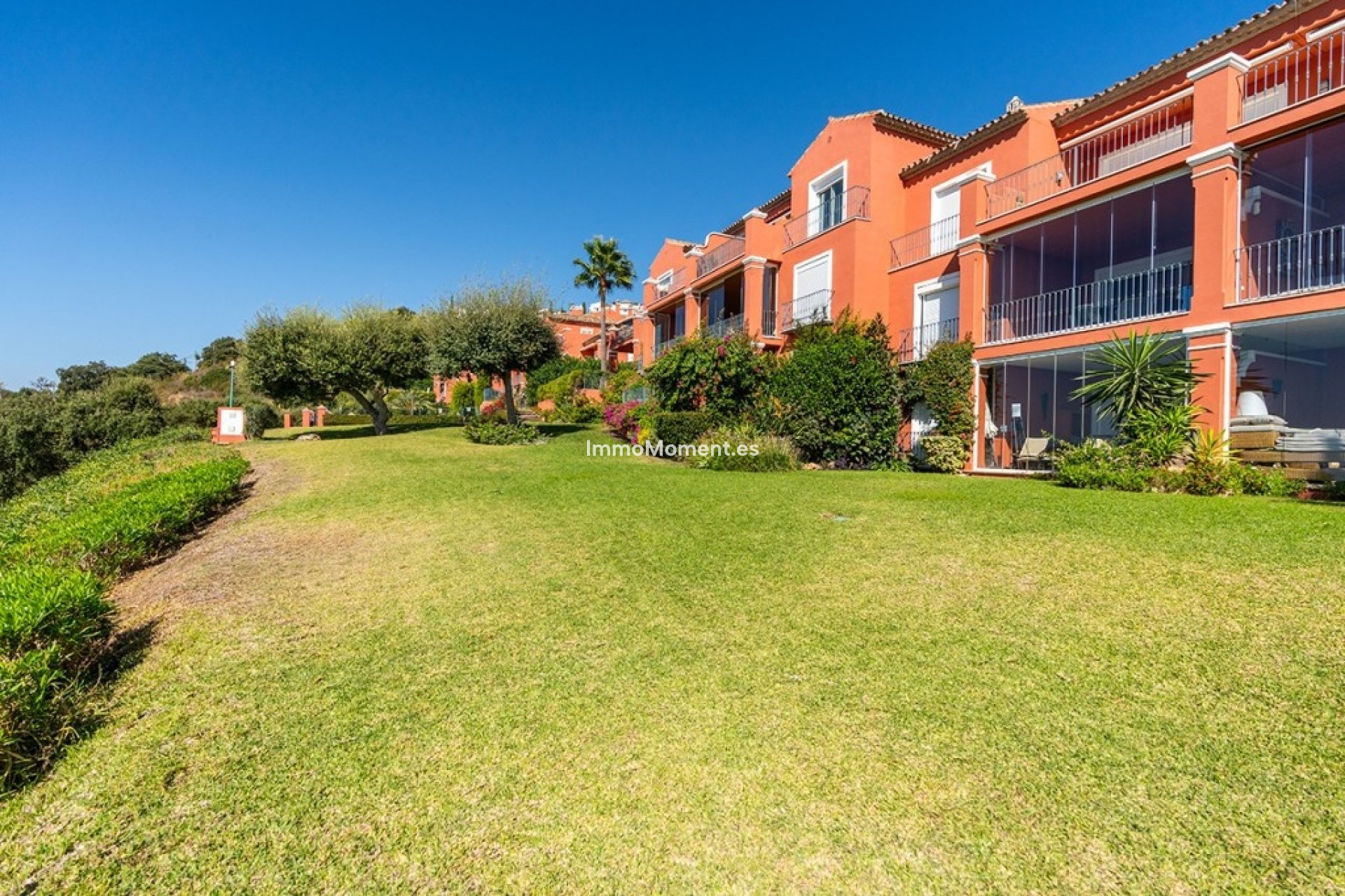 Resale - Apartment - Marbella - La Mairena