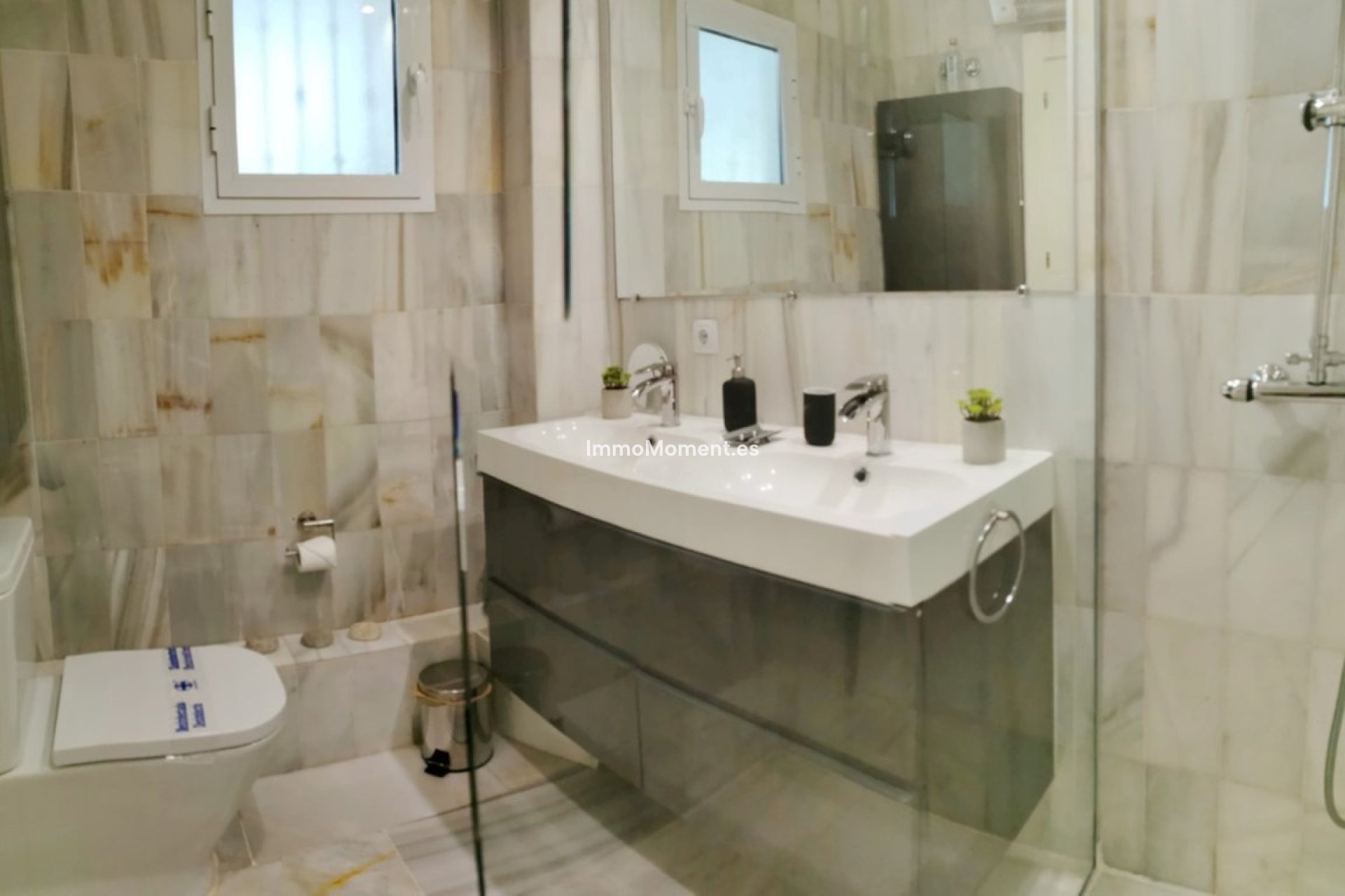 Resale - Apartment - Marbella - La Mairena