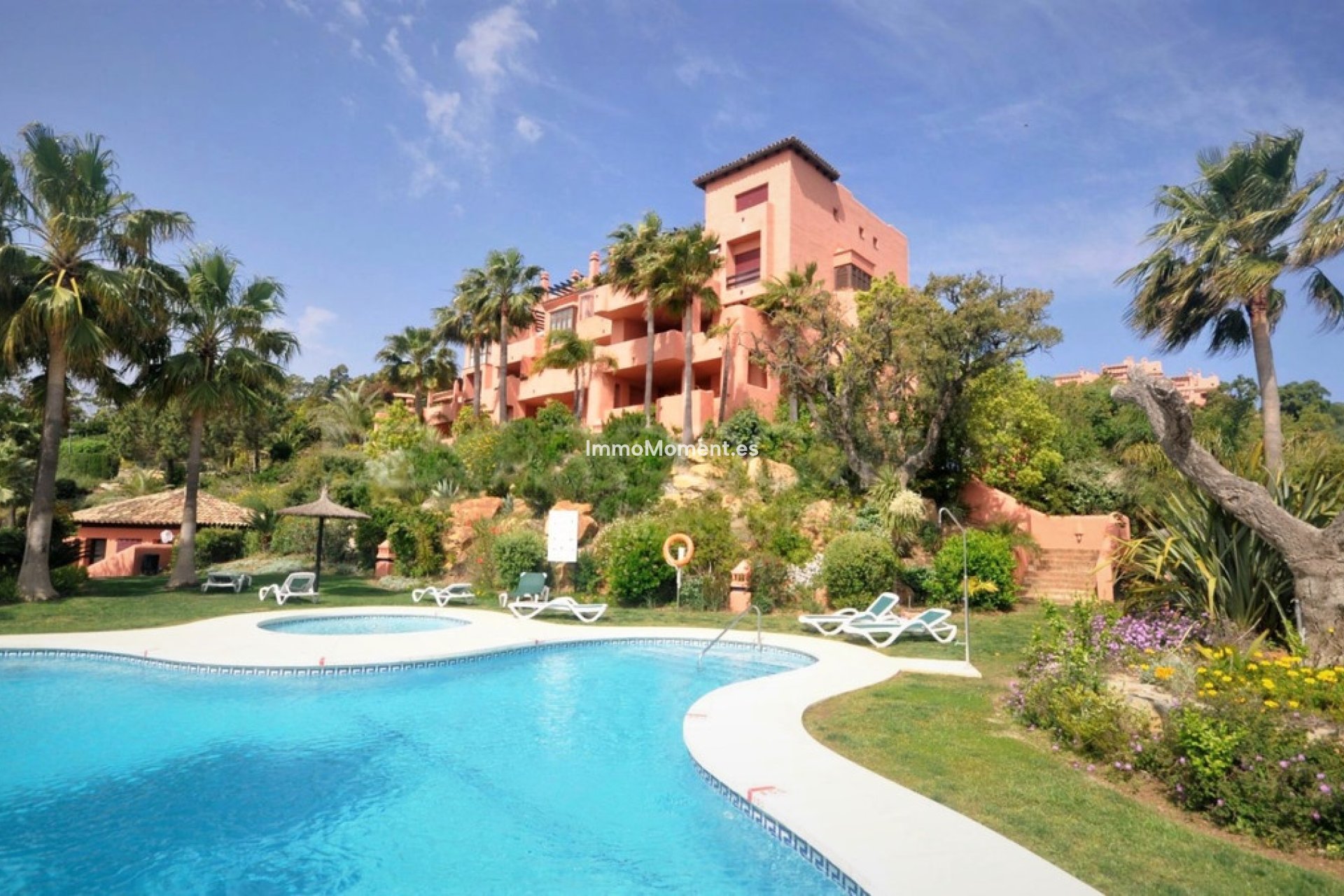 Resale - Apartment - Marbella - La Mairena