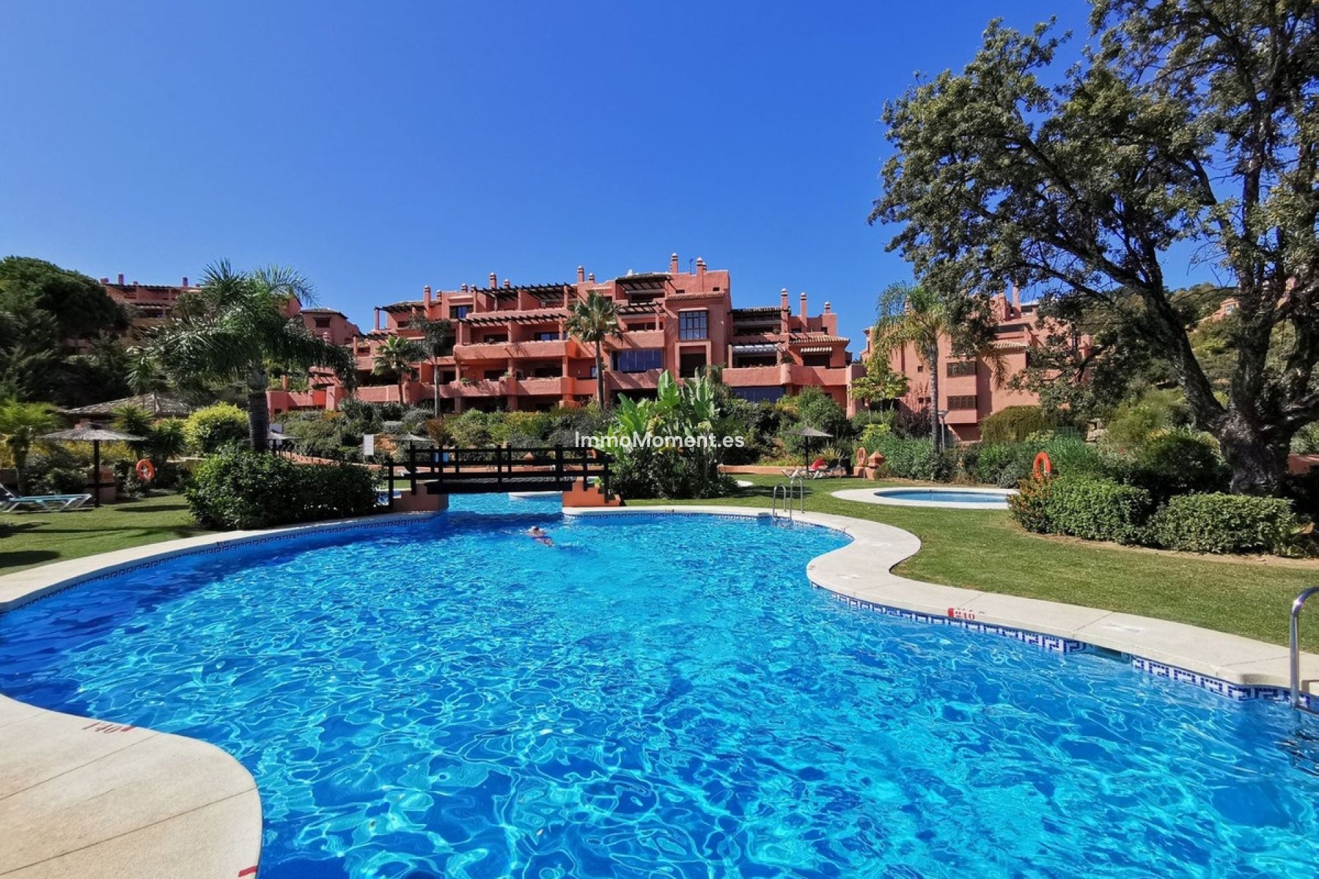 Resale - Apartment - Marbella - La Mairena