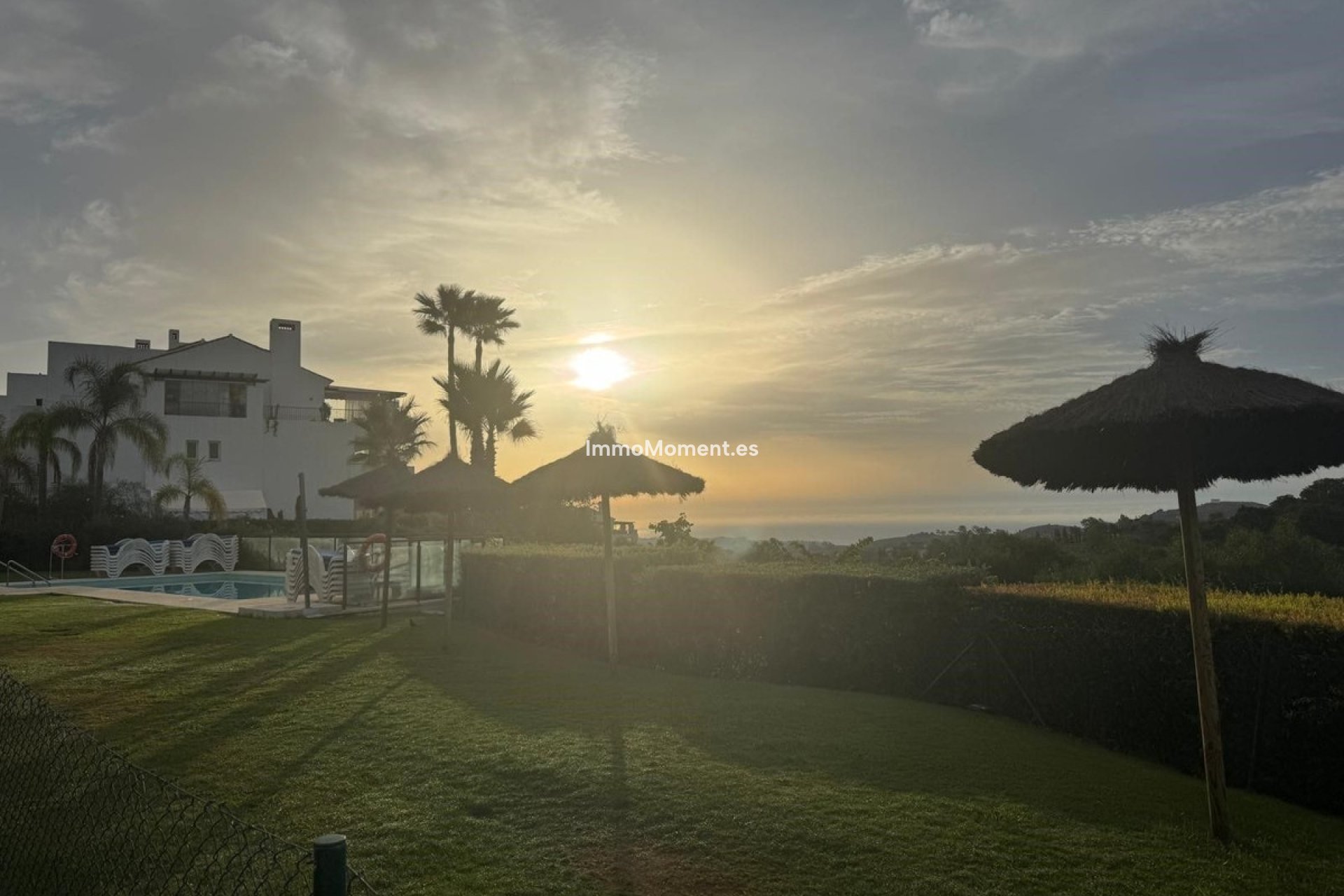 Resale - Apartment - Marbella - La Mairena