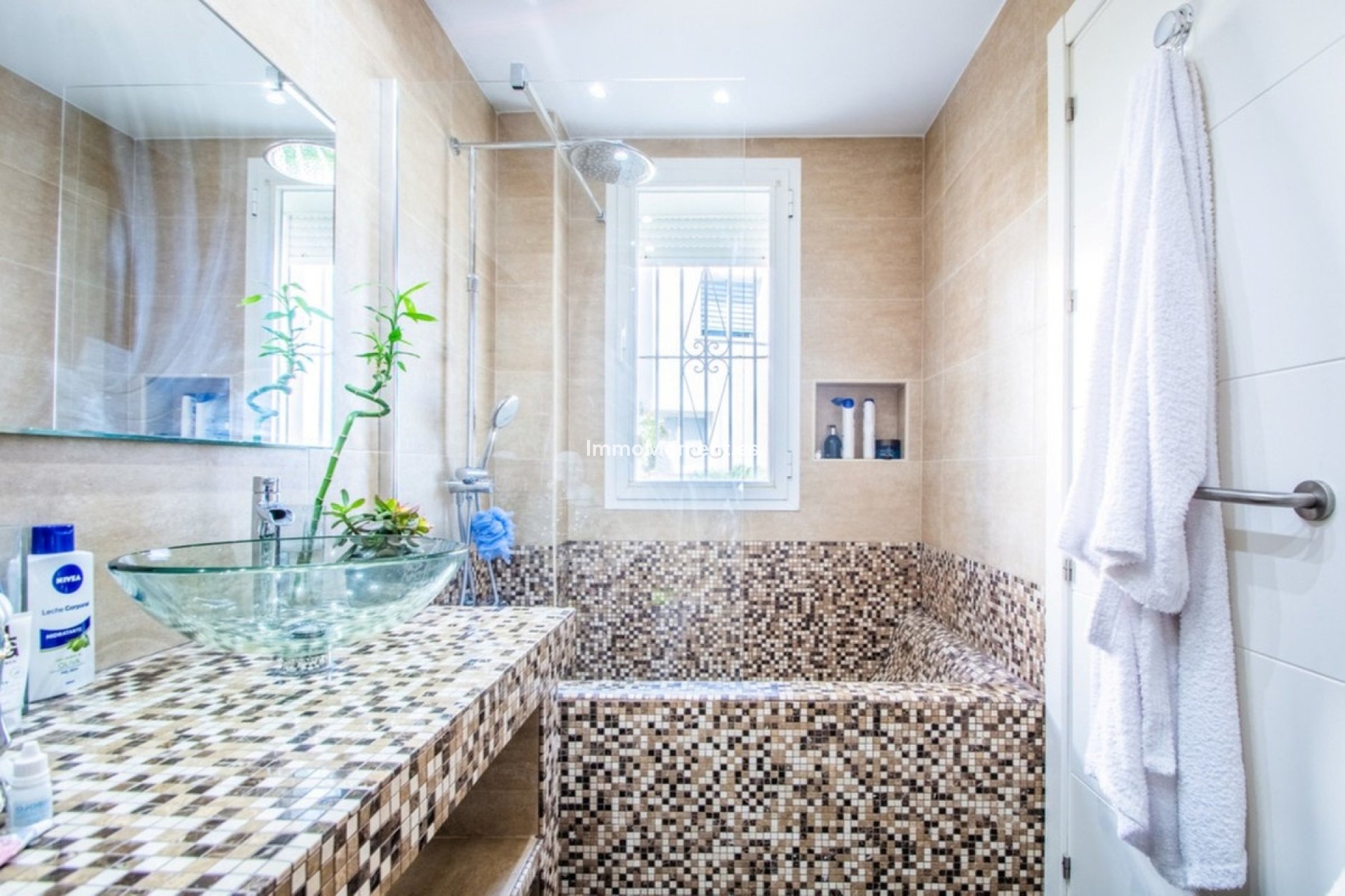 Resale - Apartment - Marbella - La Mairena