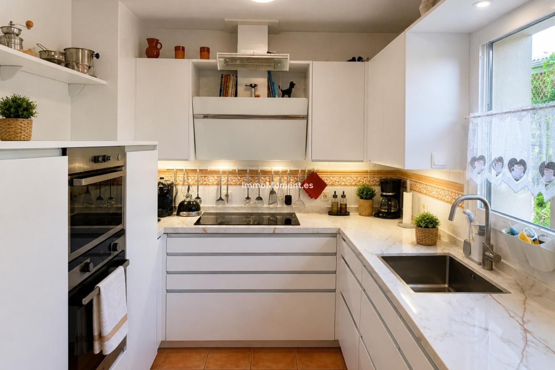 Resale - Apartment - Marbella - La Mairena