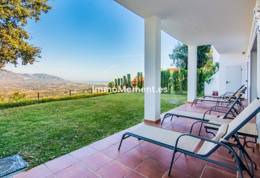 Resale - Apartment - Marbella - La Mairena