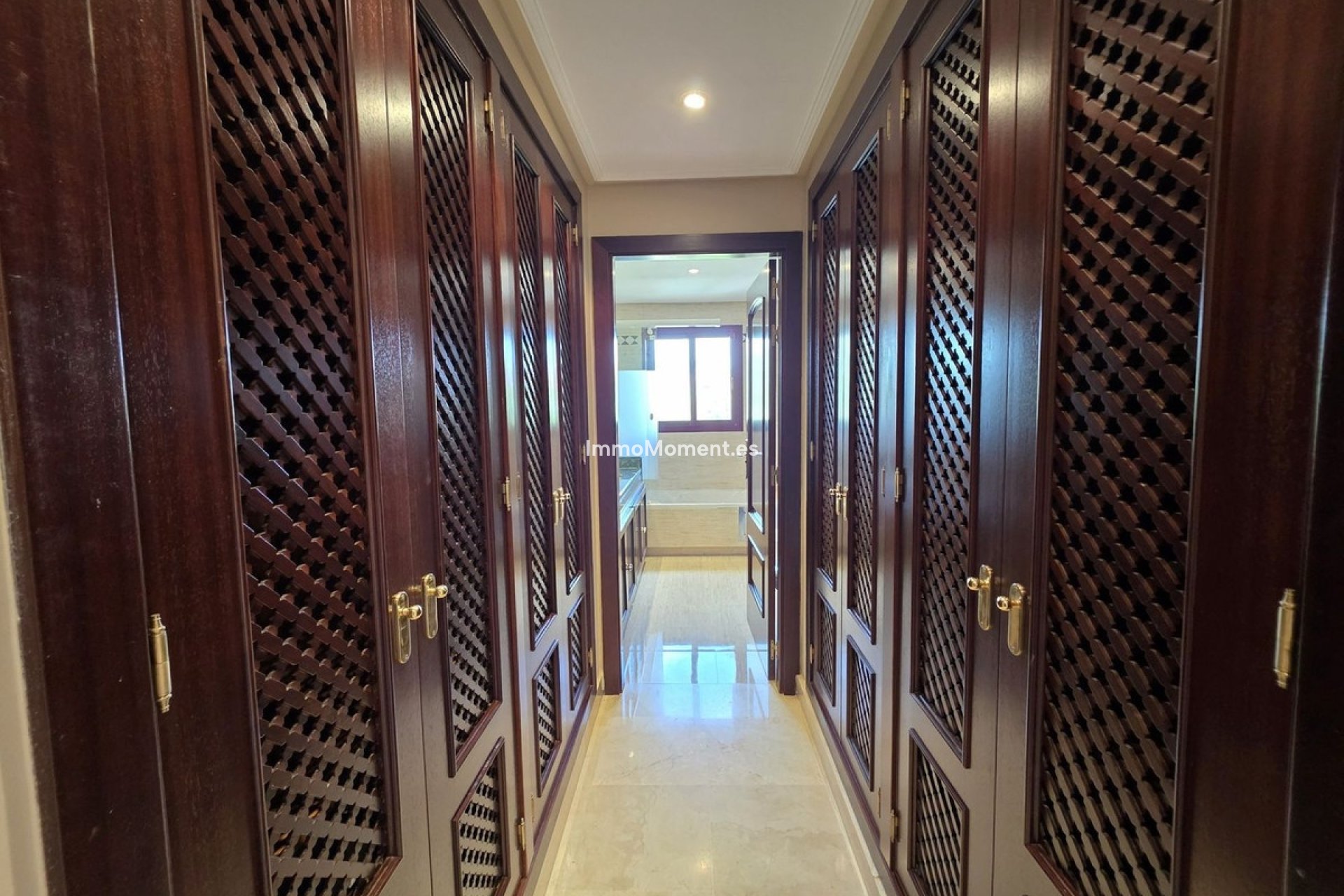 Resale - Apartment - Marbella - La Mairena