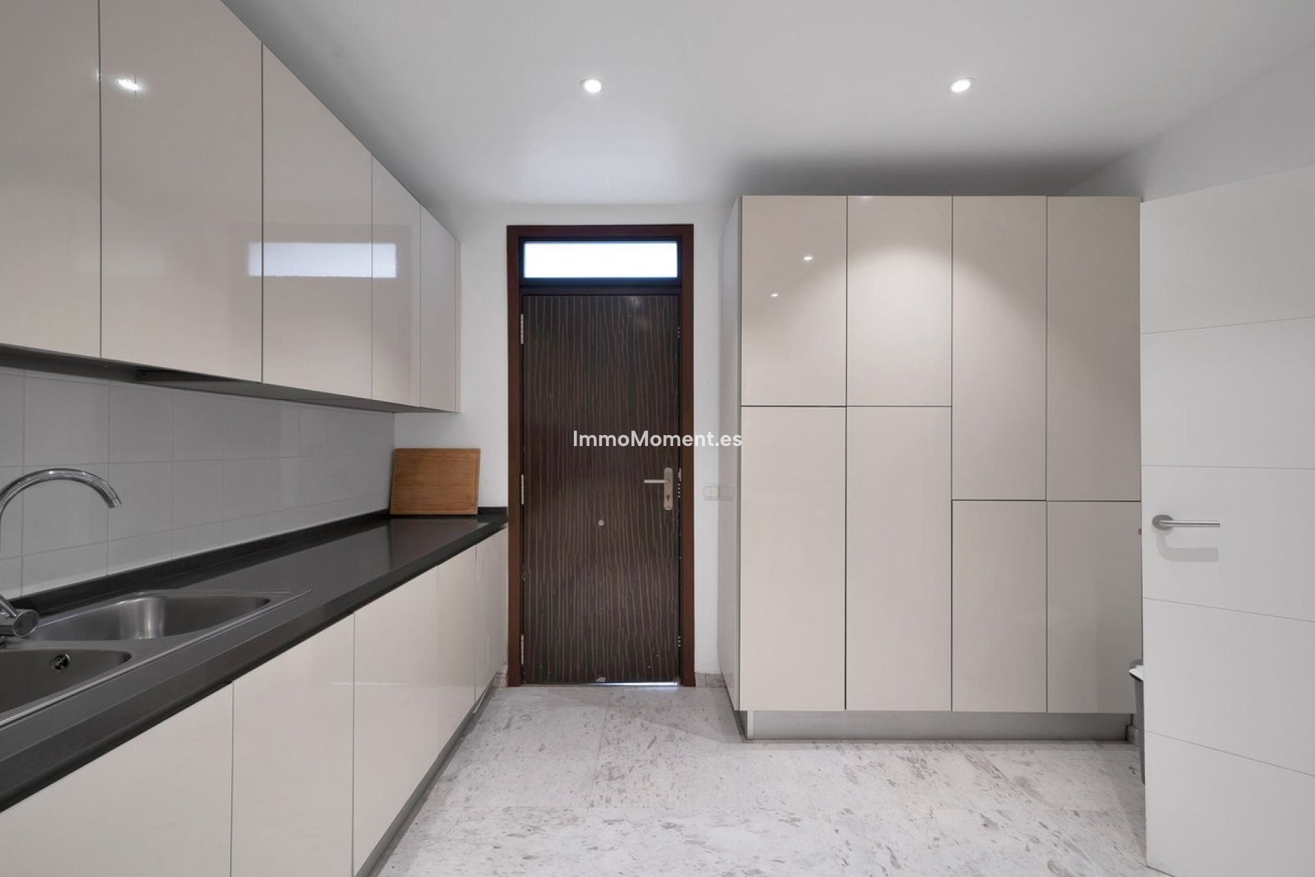 Resale - Apartment - Marbella - La Mairena