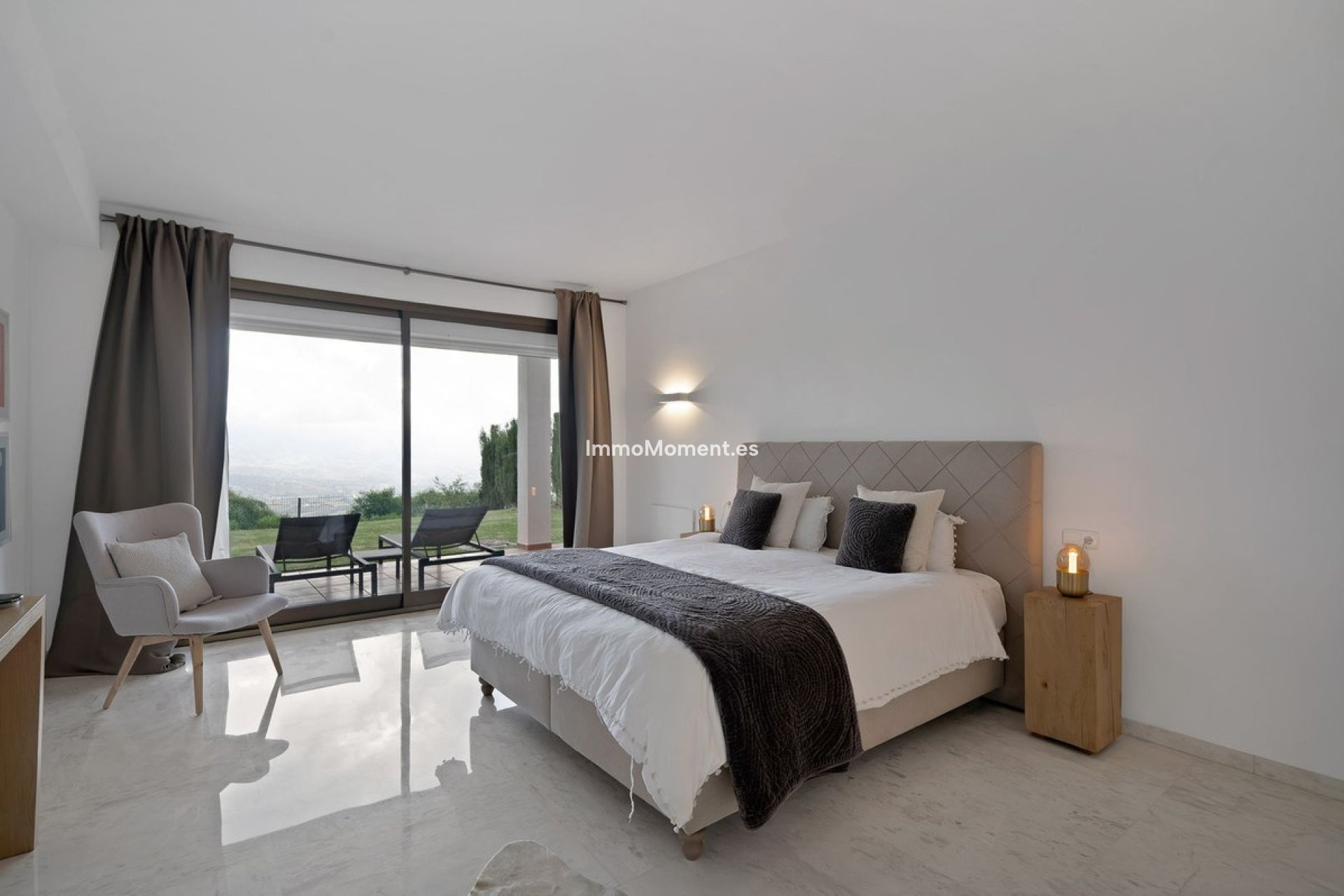 Resale - Apartment - Marbella - La Mairena