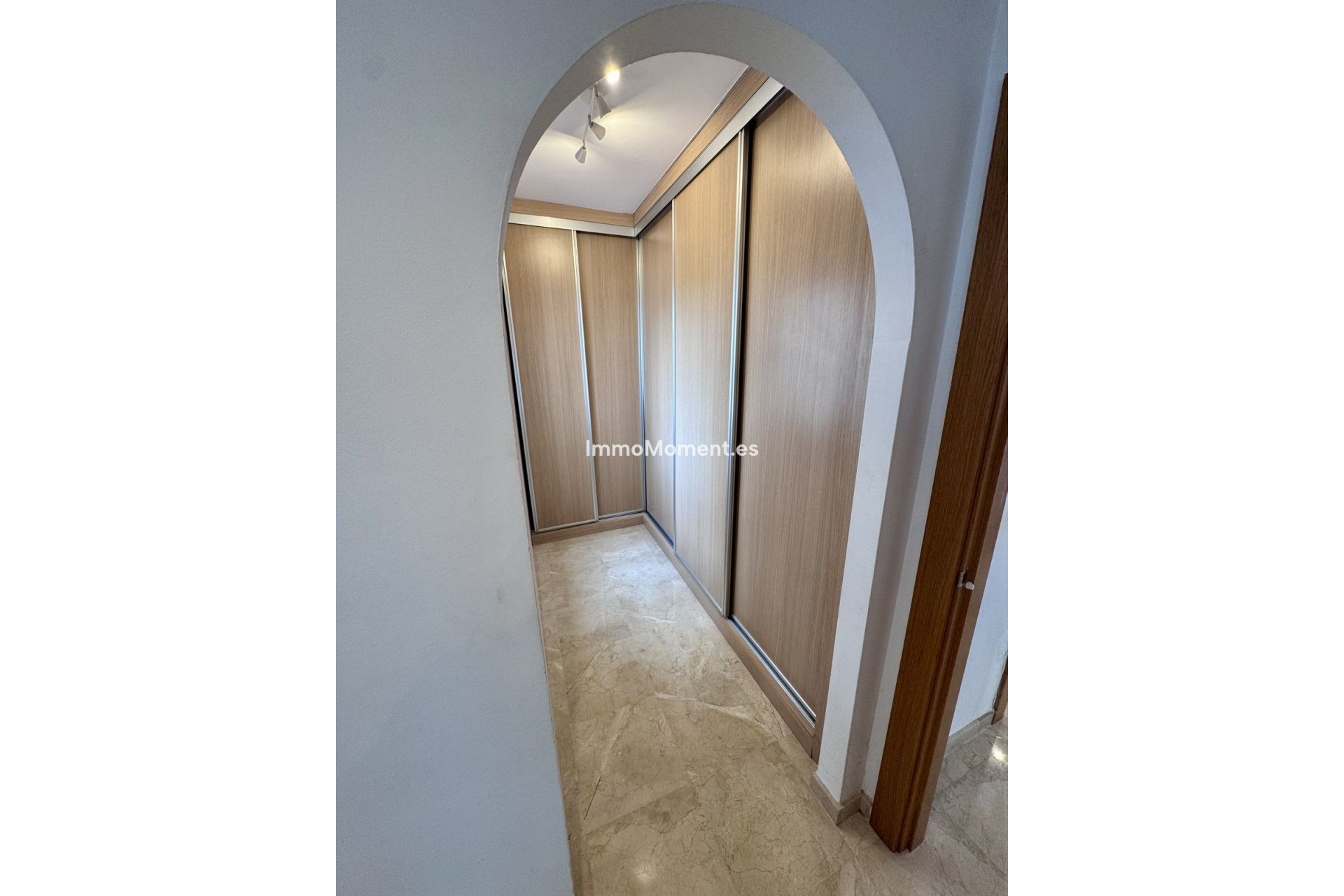 Resale - Apartment - Marbella - La Mairena