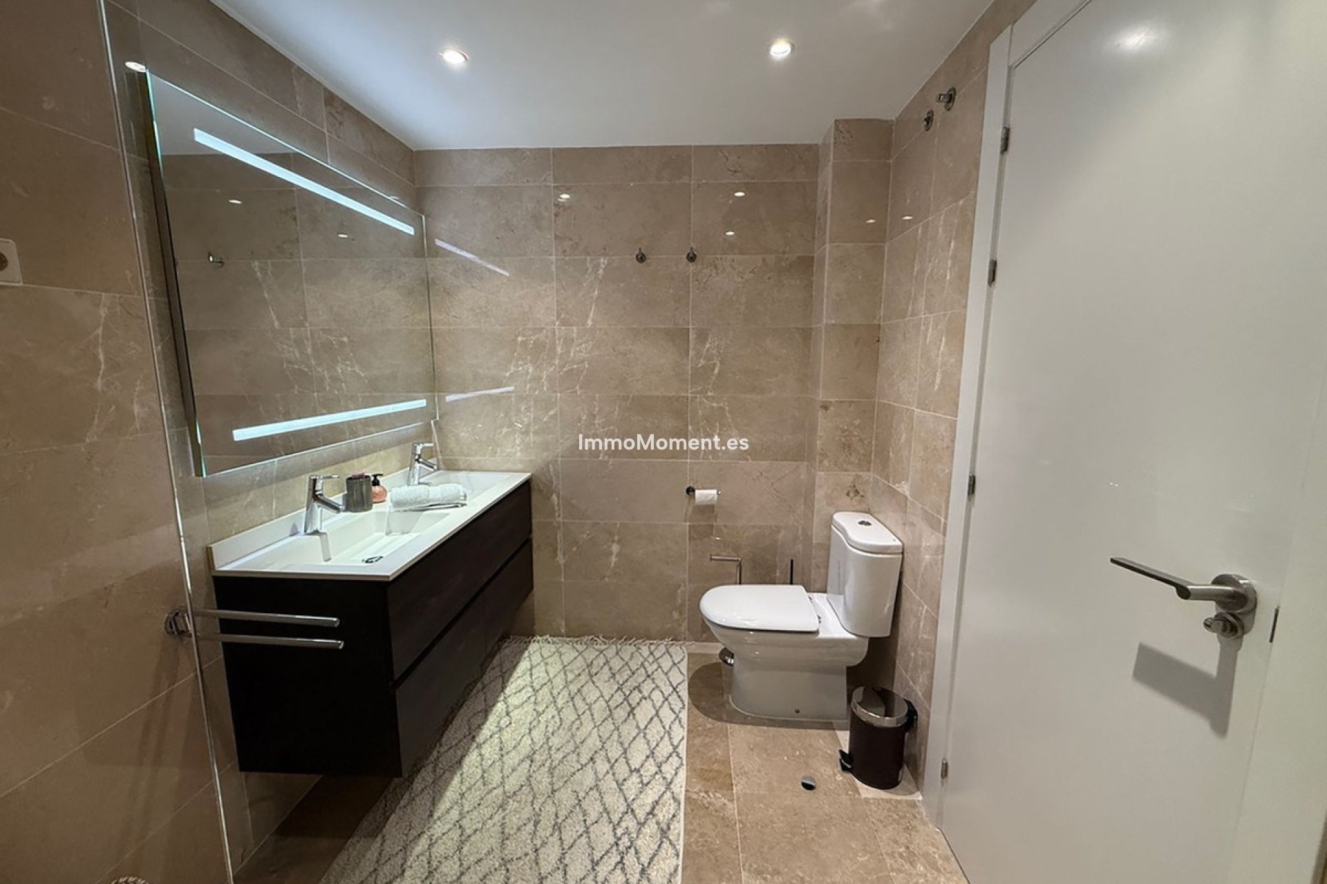 Resale - Apartment - Marbella - La Mairena