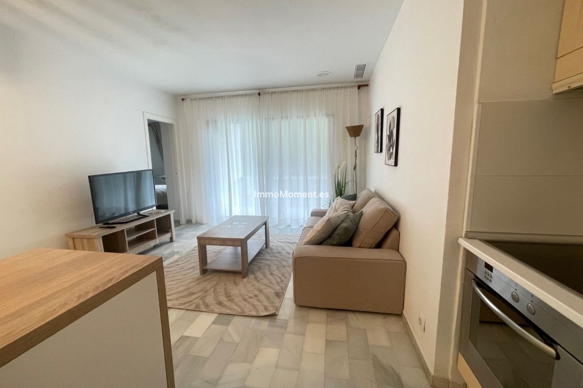 Resale - Apartment - Marbella - Las Brisas