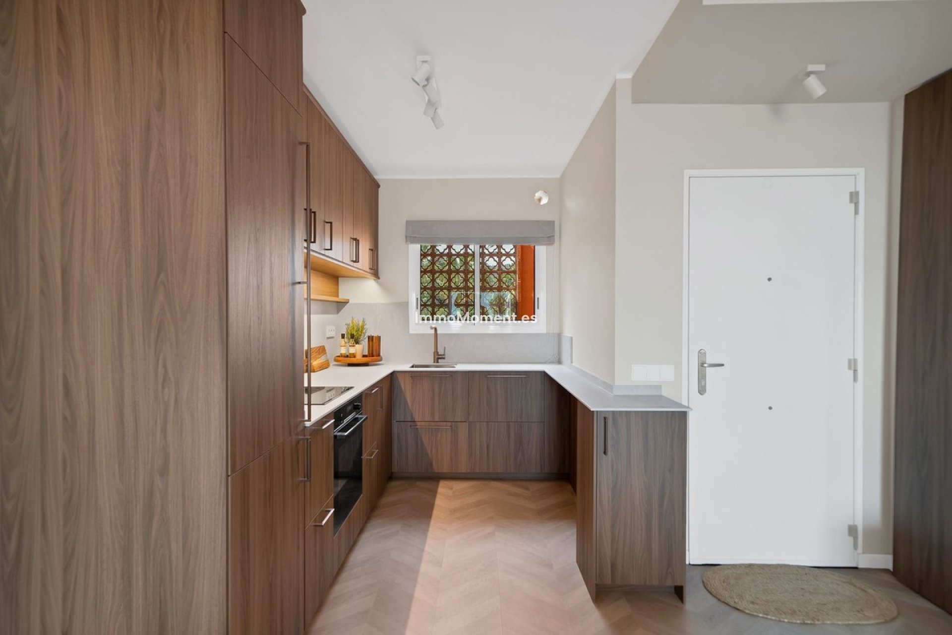 Resale - Apartment - Marbella - Las Chapas