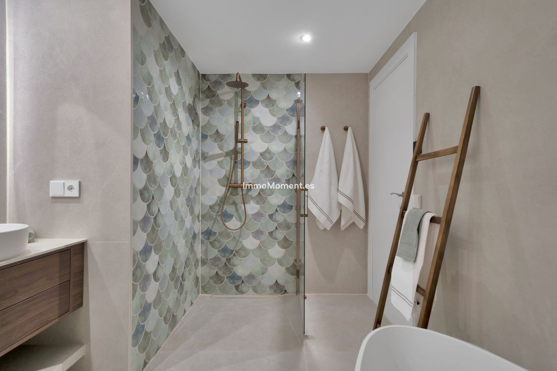 Resale - Apartment - Marbella - Las Chapas
