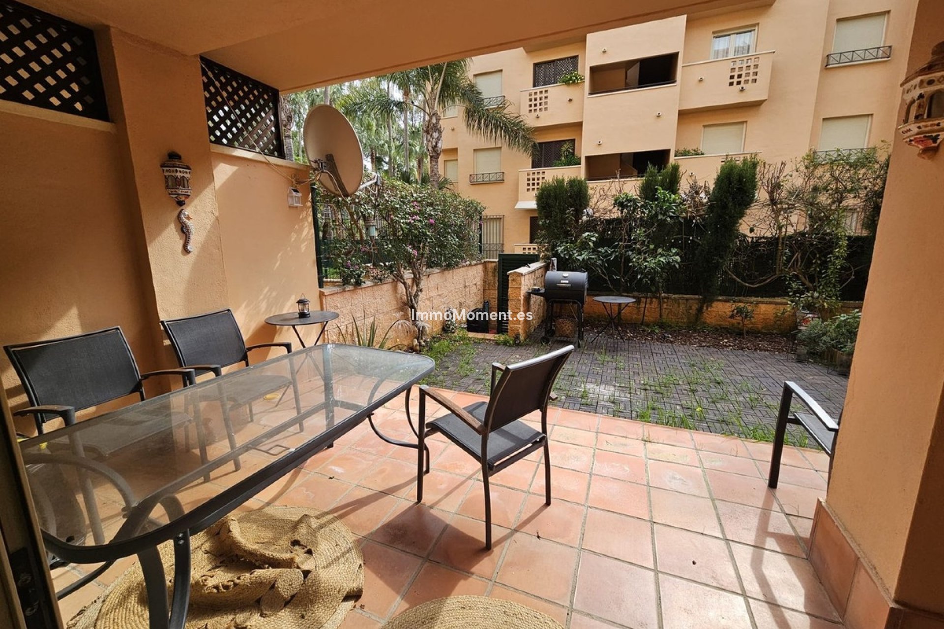 Resale - Apartment - Marbella - Las Chapas