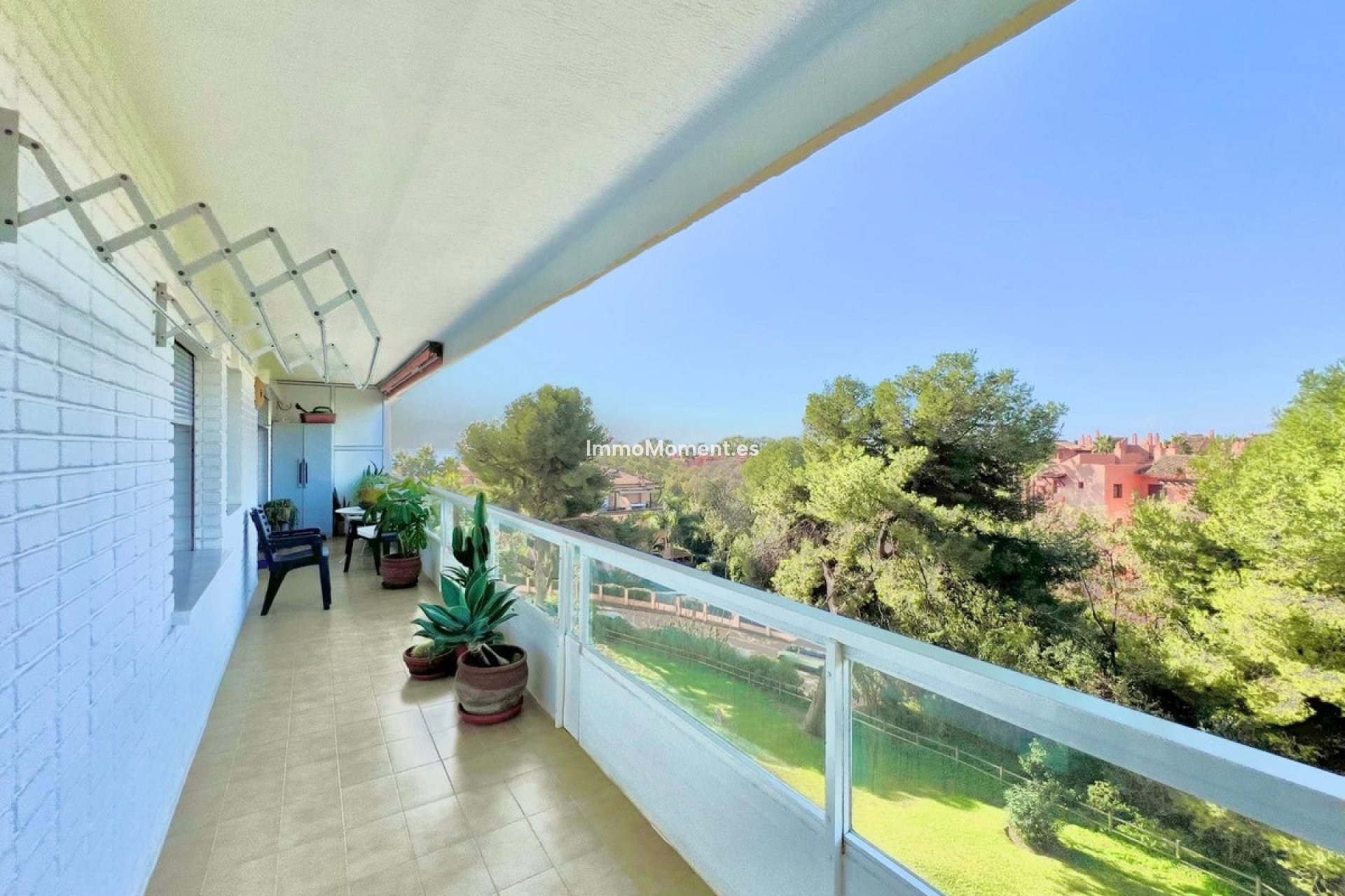 Resale - Apartment - Marbella - Las Chapas