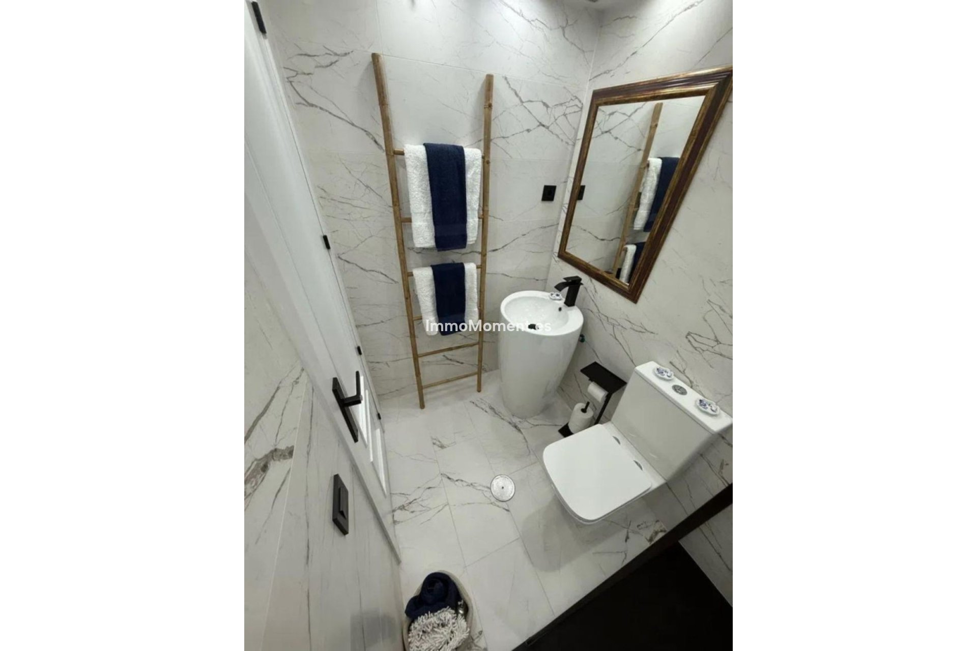 Resale - Apartment - Marbella - Las Chapas