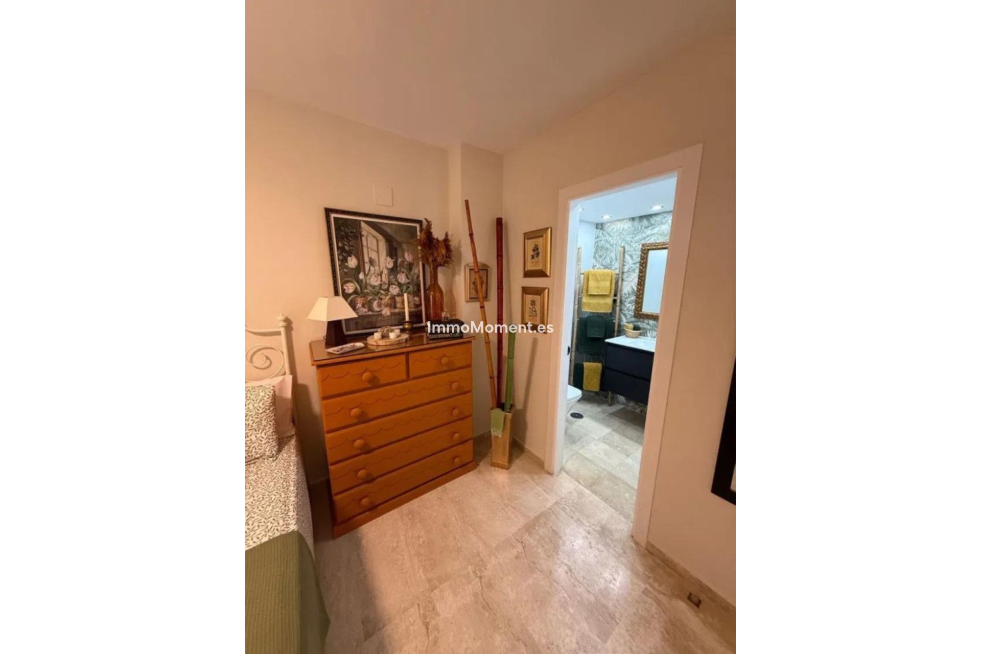 Resale - Apartment - Marbella - Las Chapas