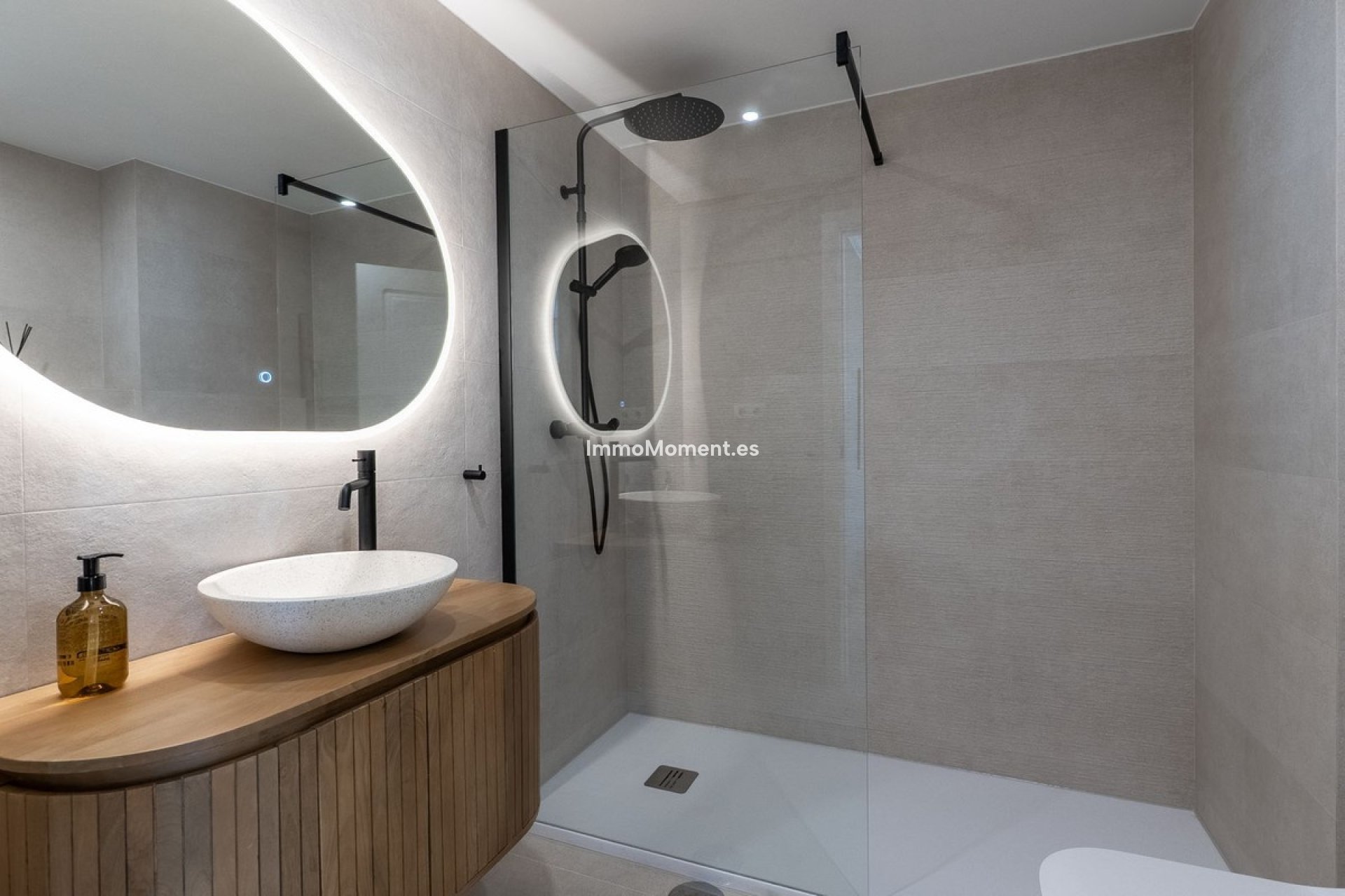 Resale - Apartment - Marbella - Las Chapas