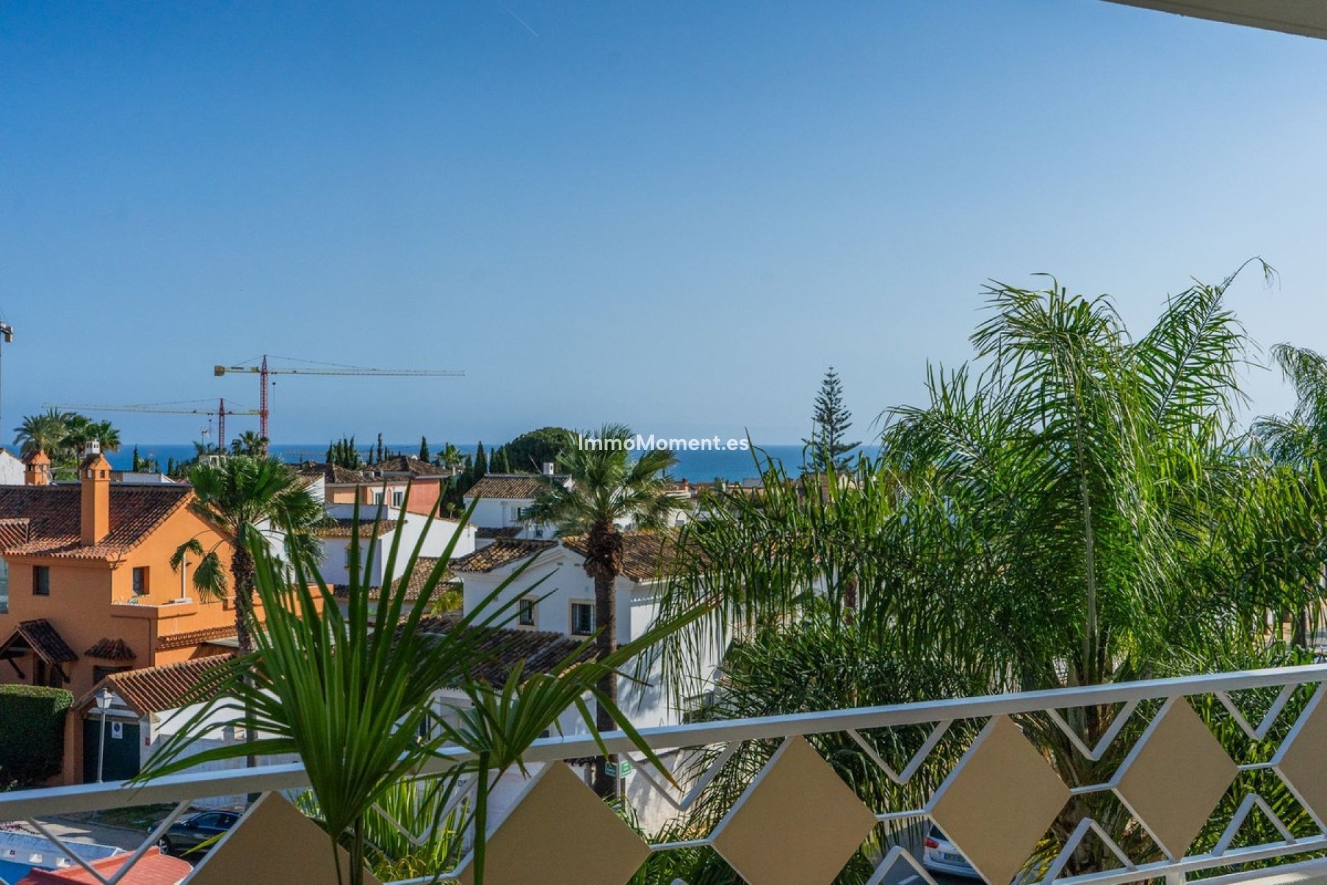 Resale - Apartment - Marbella - Las Chapas